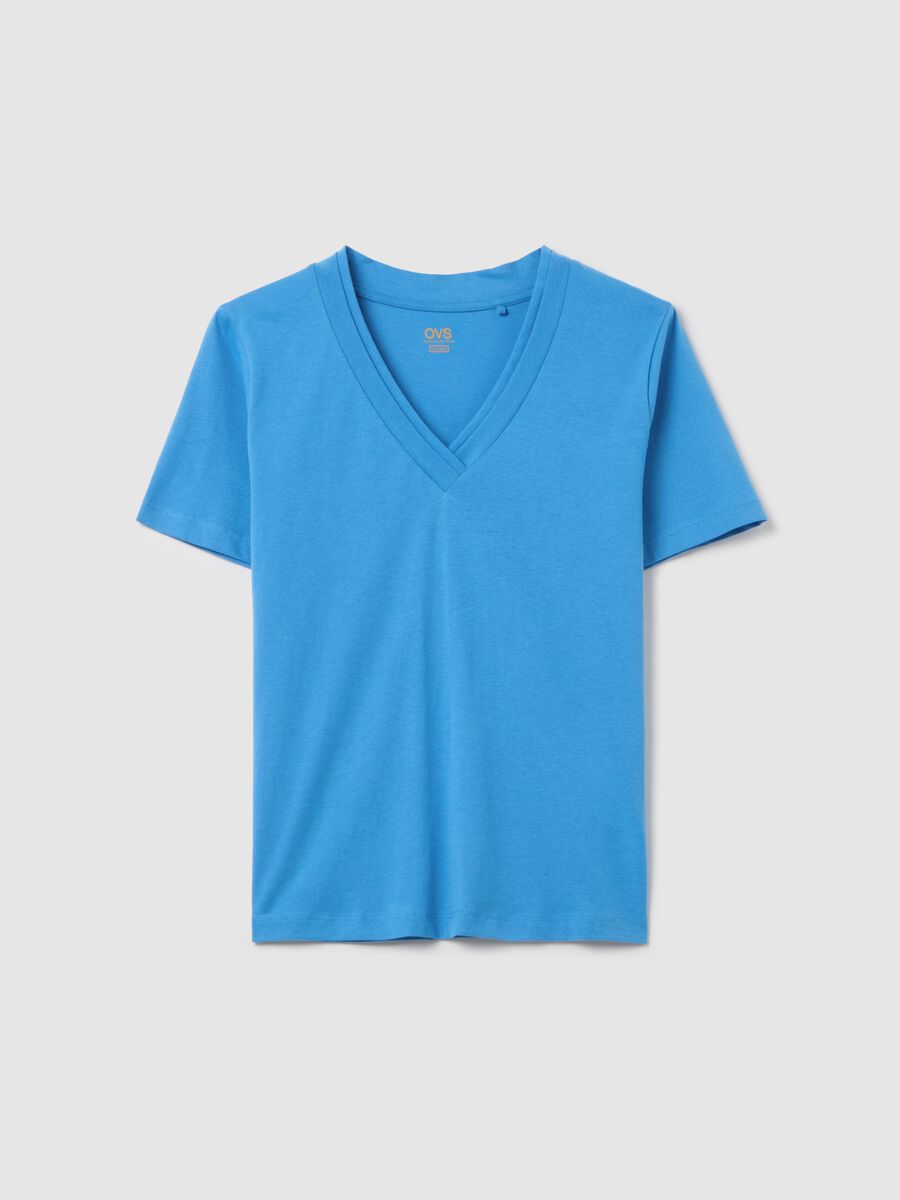 Light blue T-shirt with V neck_4