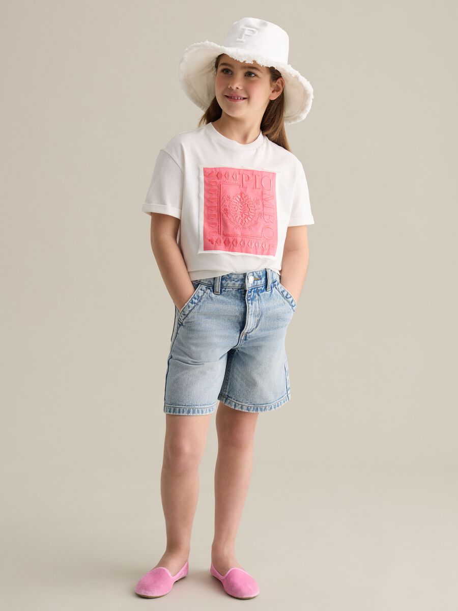 Denim shorts with pockets_1