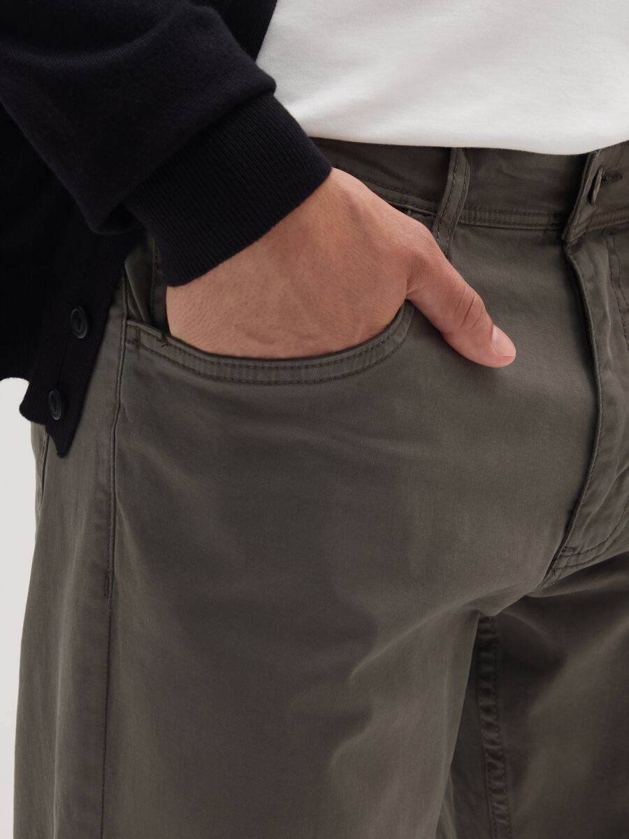 Slim Fit Green Cotton Trousers_3