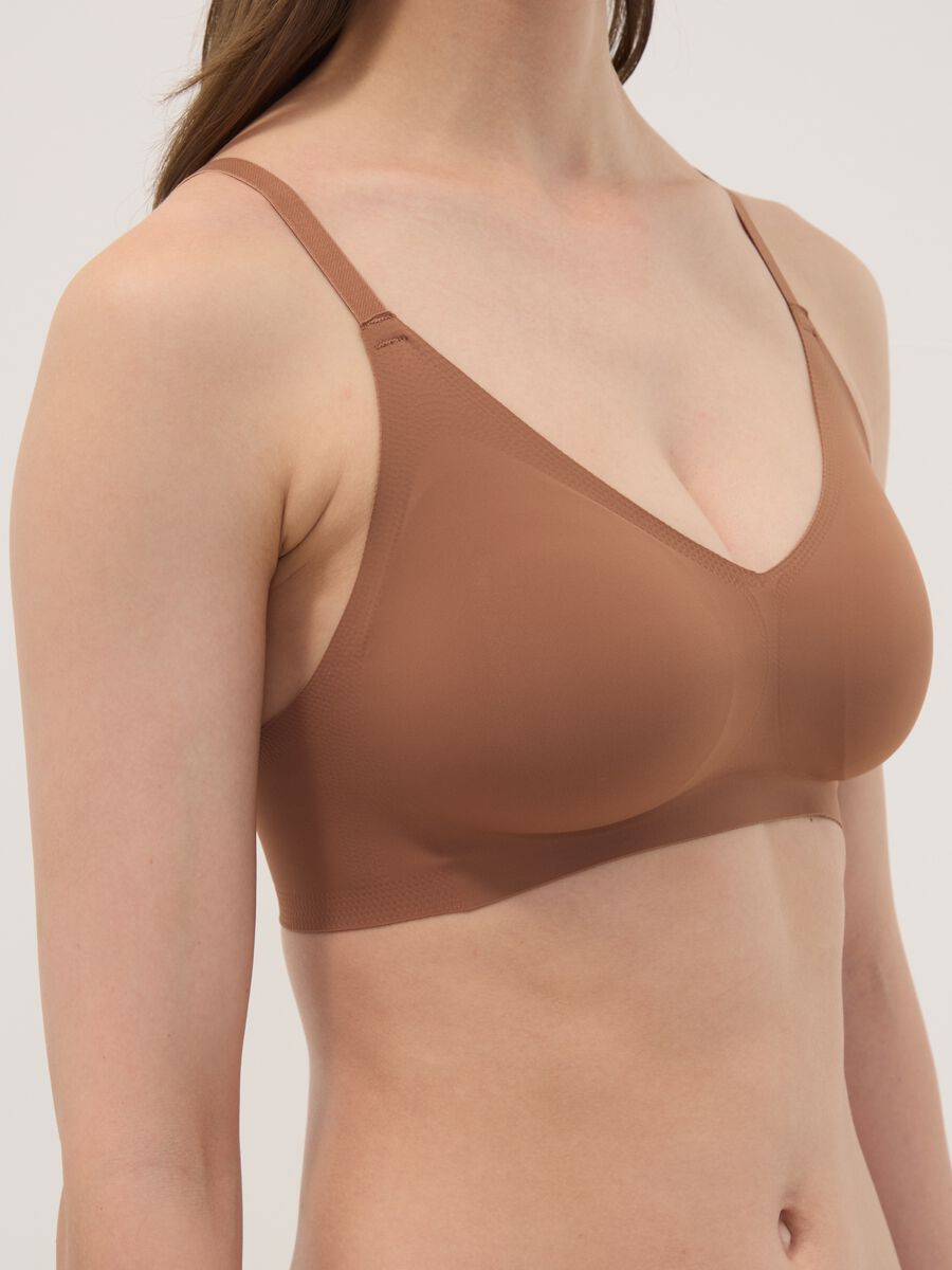 Reggiseno marrone in tessuto elasticizzato con imbottitura removibile_3