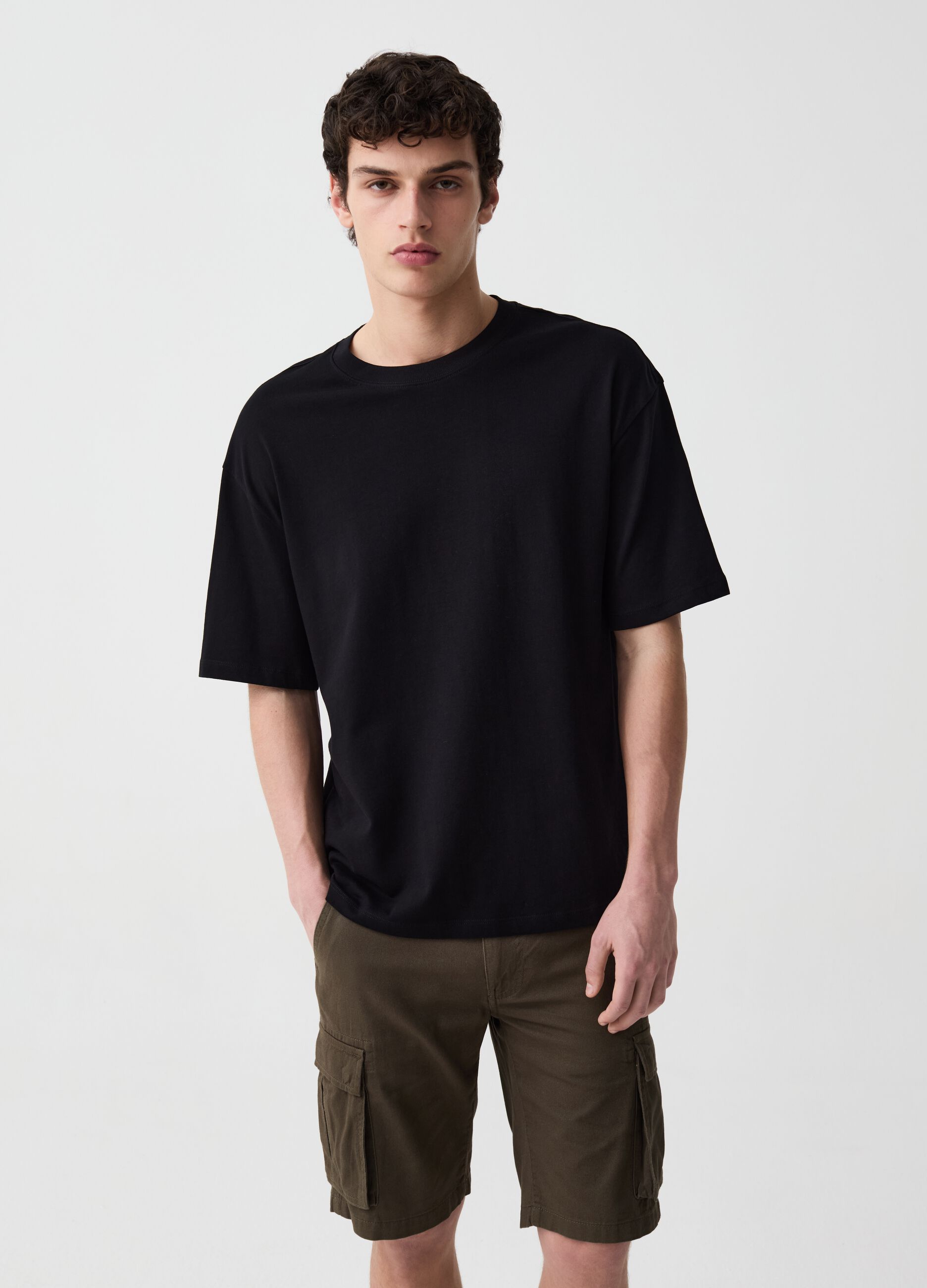 Cotton cargo Bermuda shorts