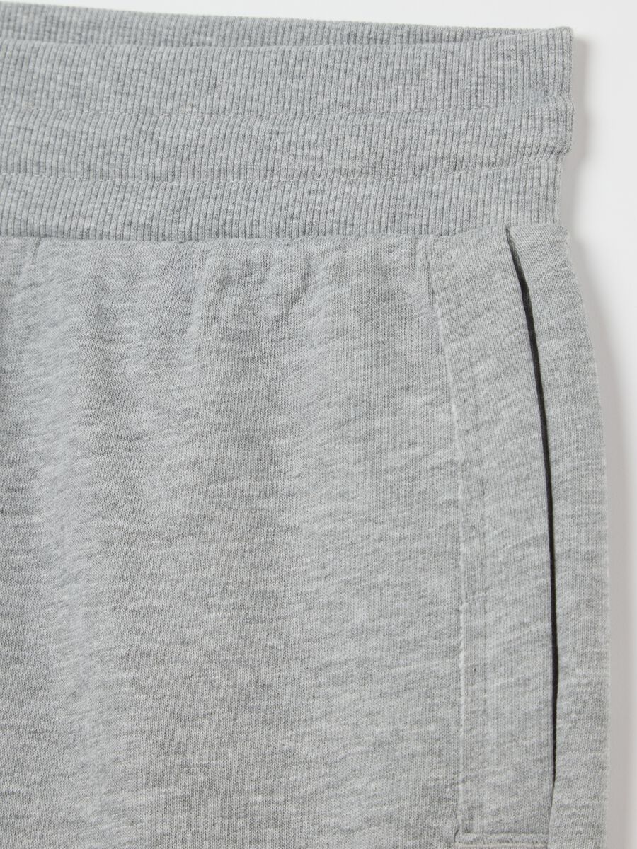 Grey Bermuda shorts in Maui cotton and viscose_5