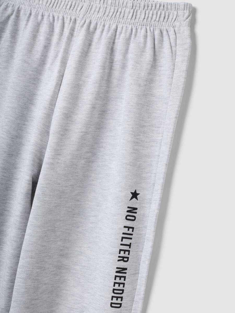 Girls&rsquo; grey organic cotton-blend joggers with print_2
