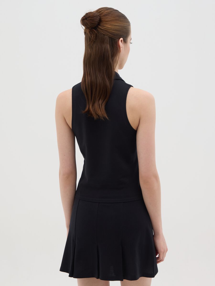 Women's black regular fit top_3