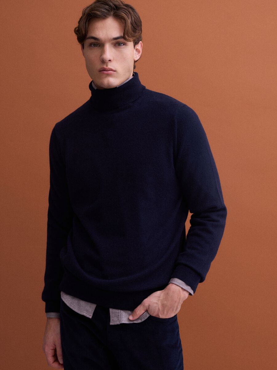 Maglia blu navy dolcevita in pura lana di agnello_0