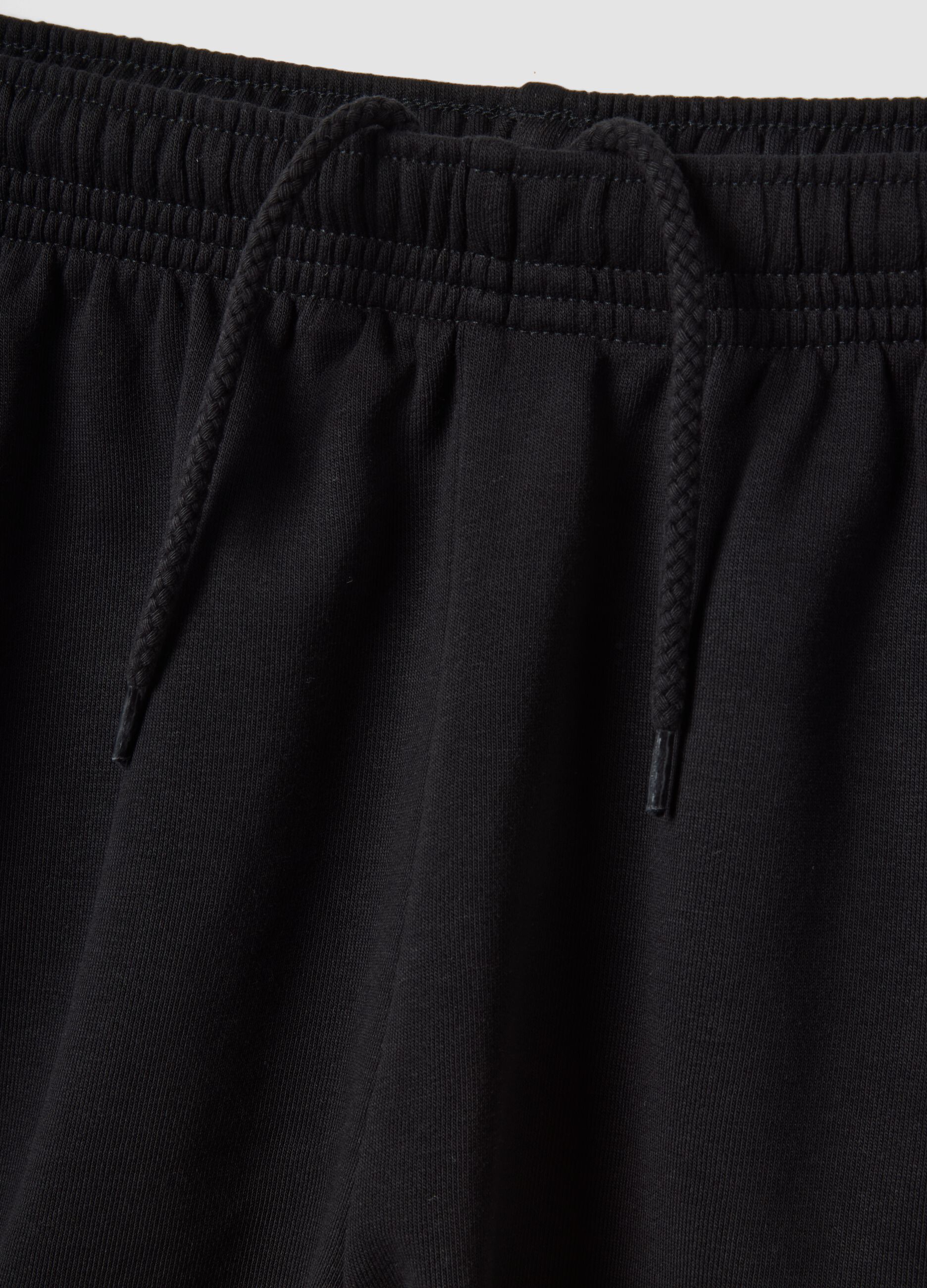 Black cotton-blend Bermuda shorts with elasticated waist