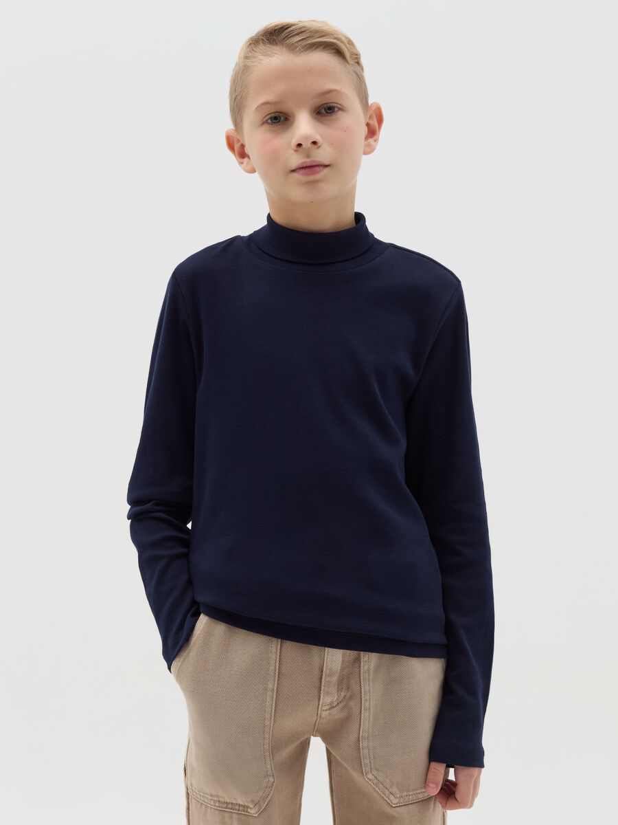 Cotton T-shirt with high neck_0