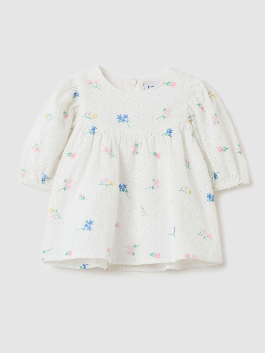 Broderie anglaise dress with embroidered flowers_0