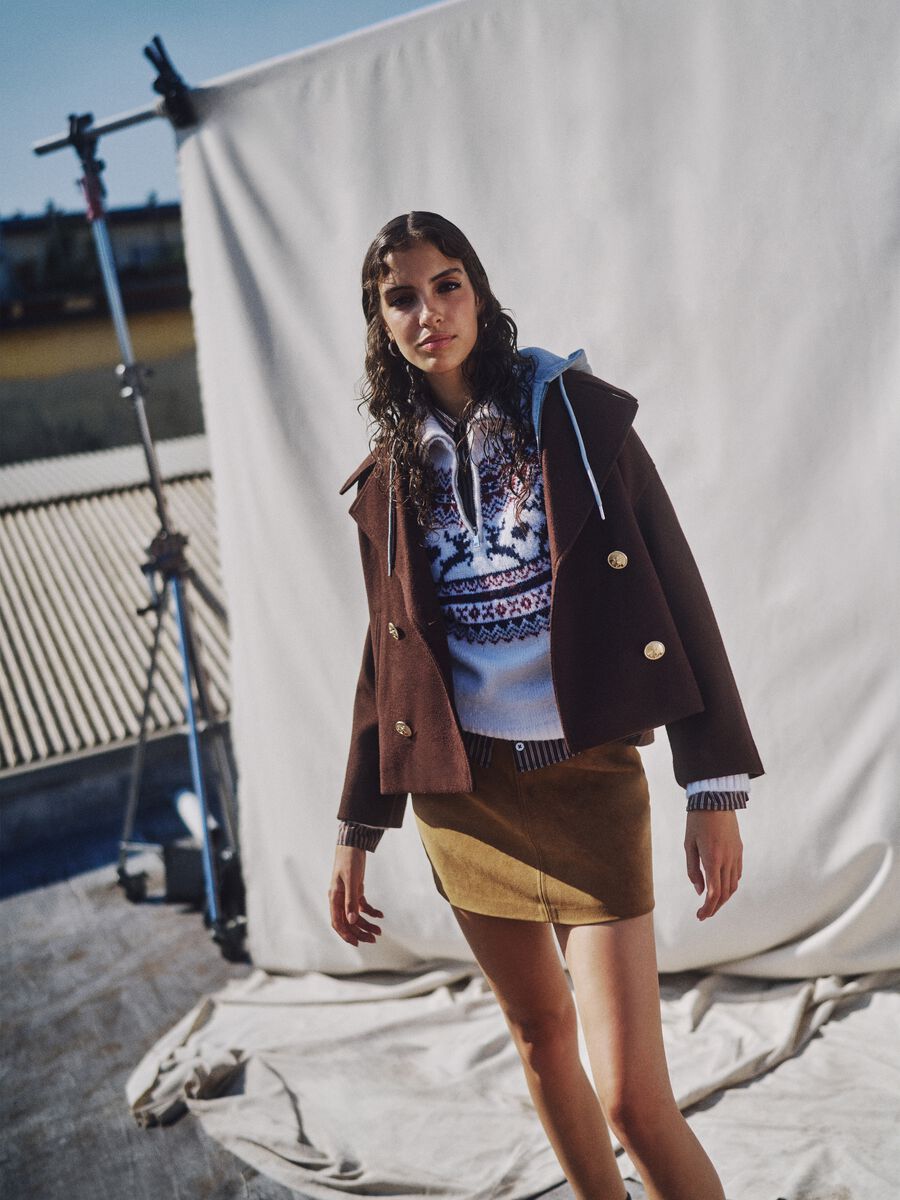 White jumper with multicolour jacquard pattern and zipper_0