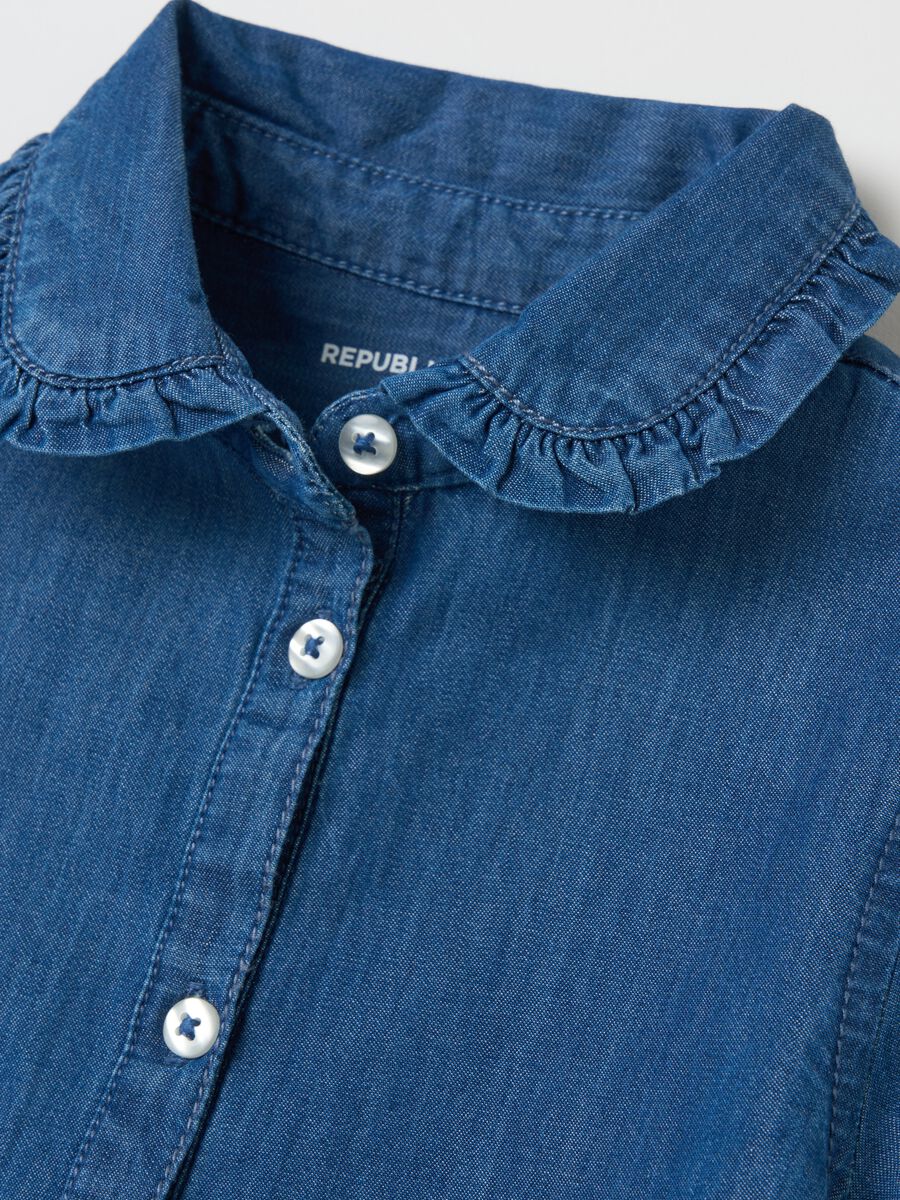 Short-sleeved denim shirt_2