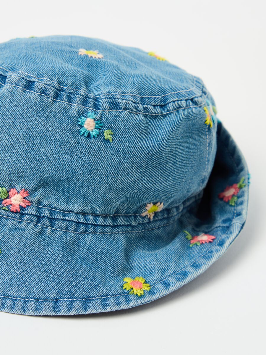 Denim fishing hat with embroidery_1