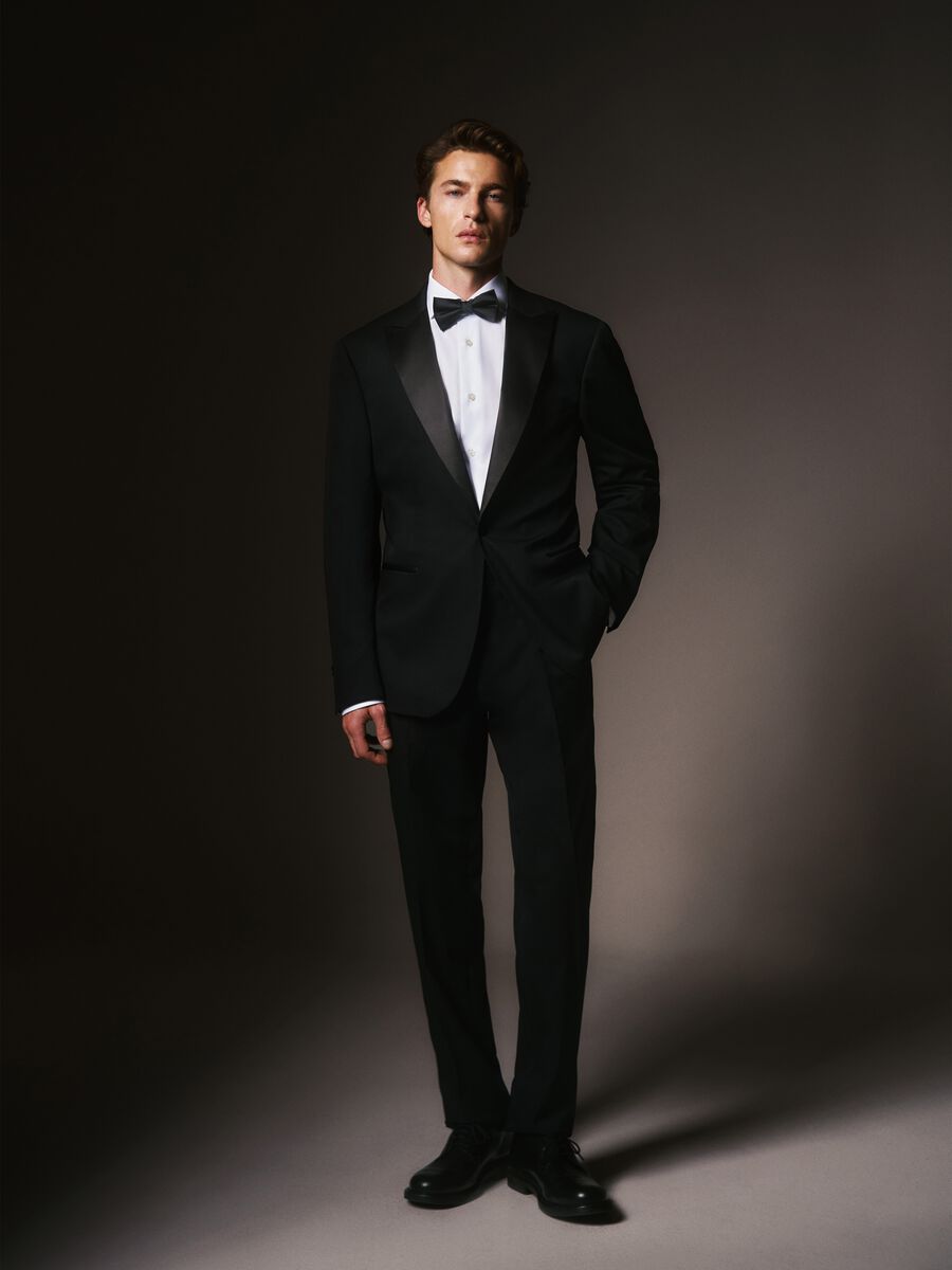 Blazer elegante nero regular fit con bottoni_0