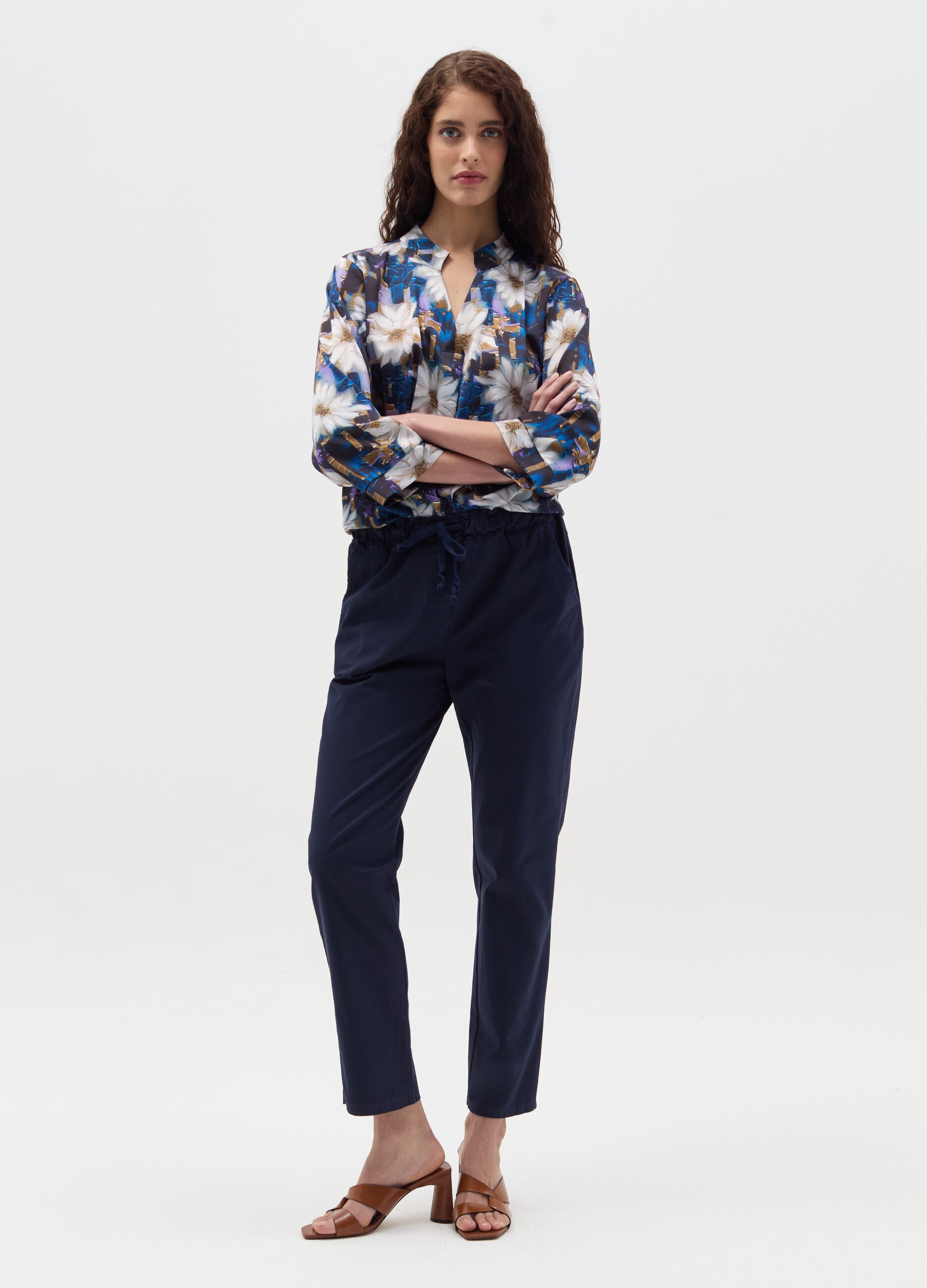 Blusa con stampa floreale