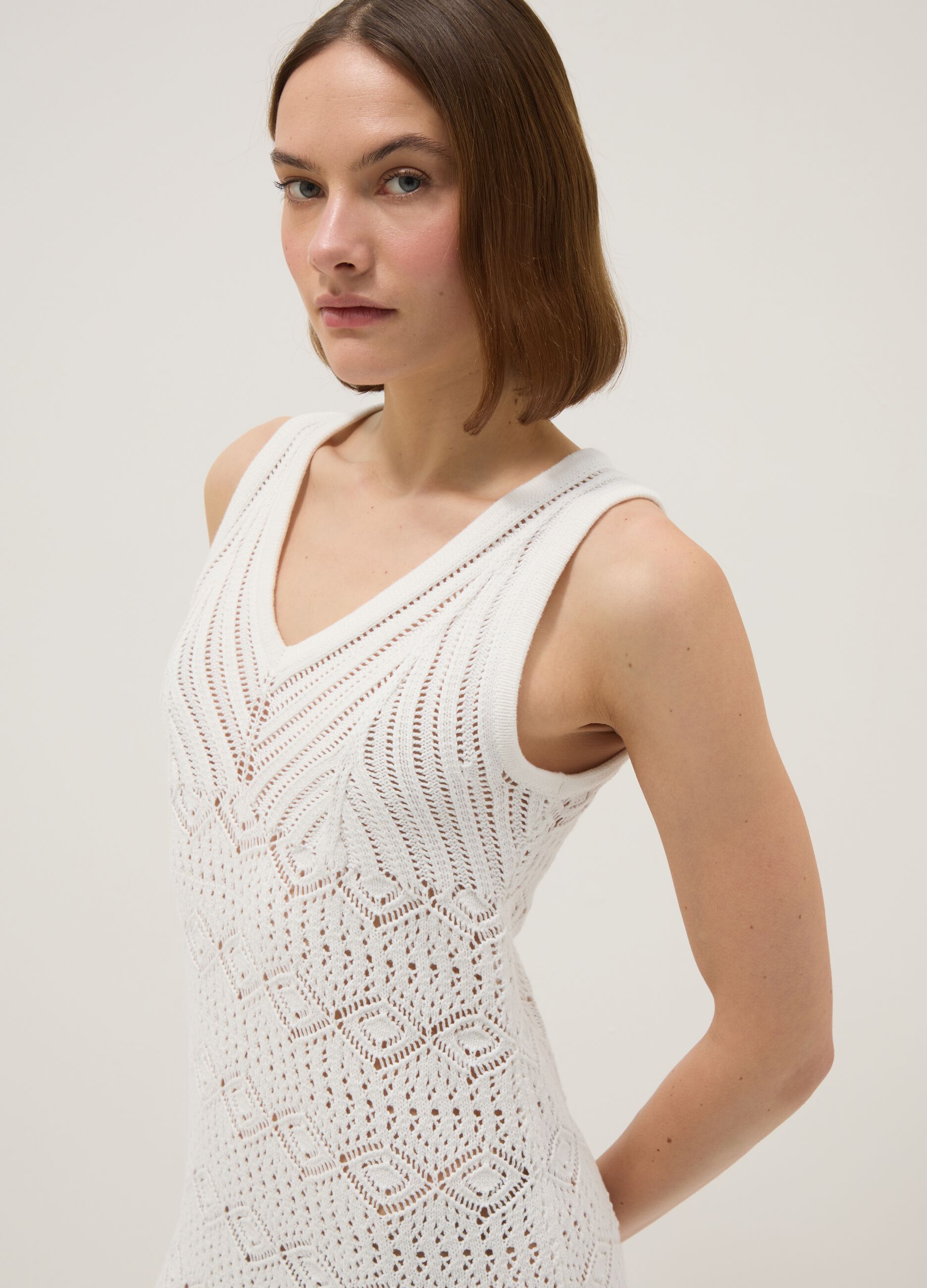 White pure cotton slim-fit dress with broderie detail and deep V-neck