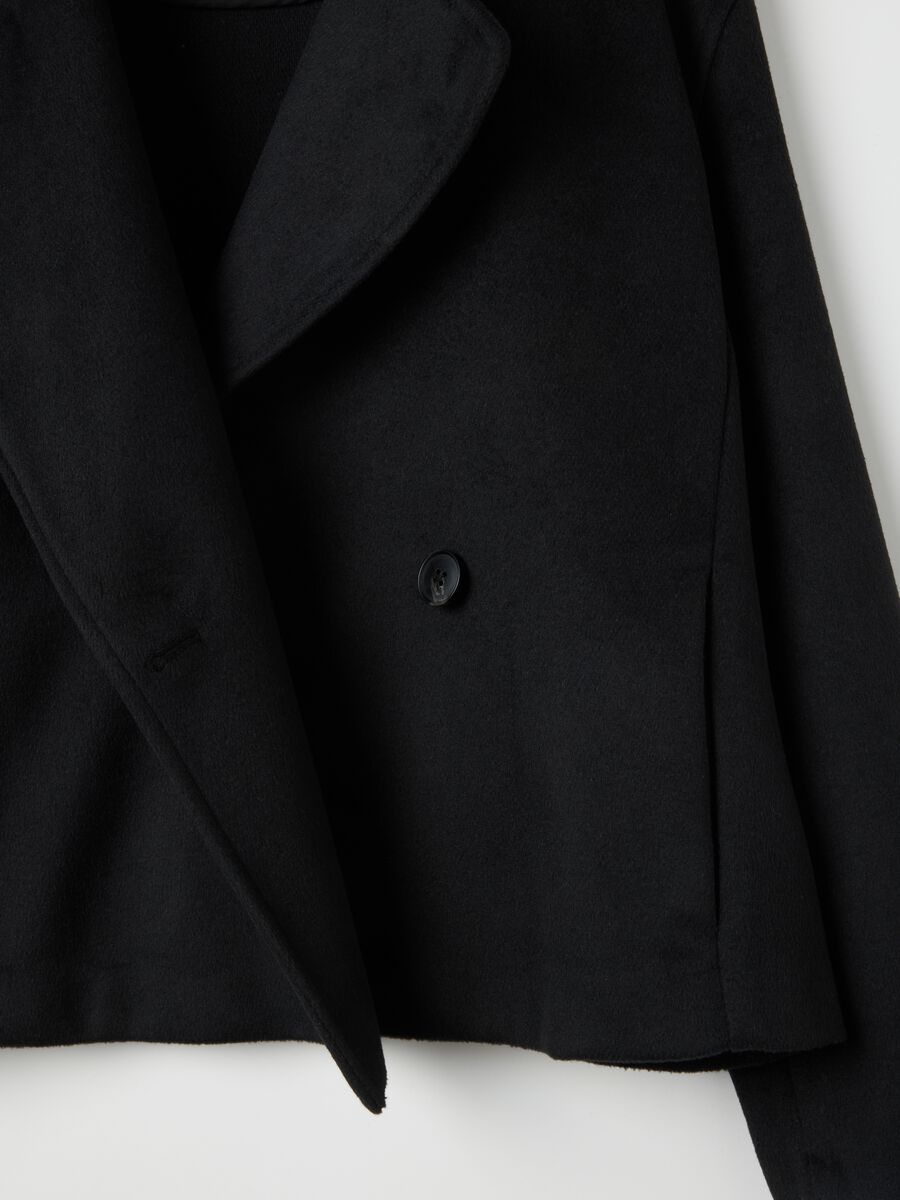 Black double-breasted coat with buttons_1