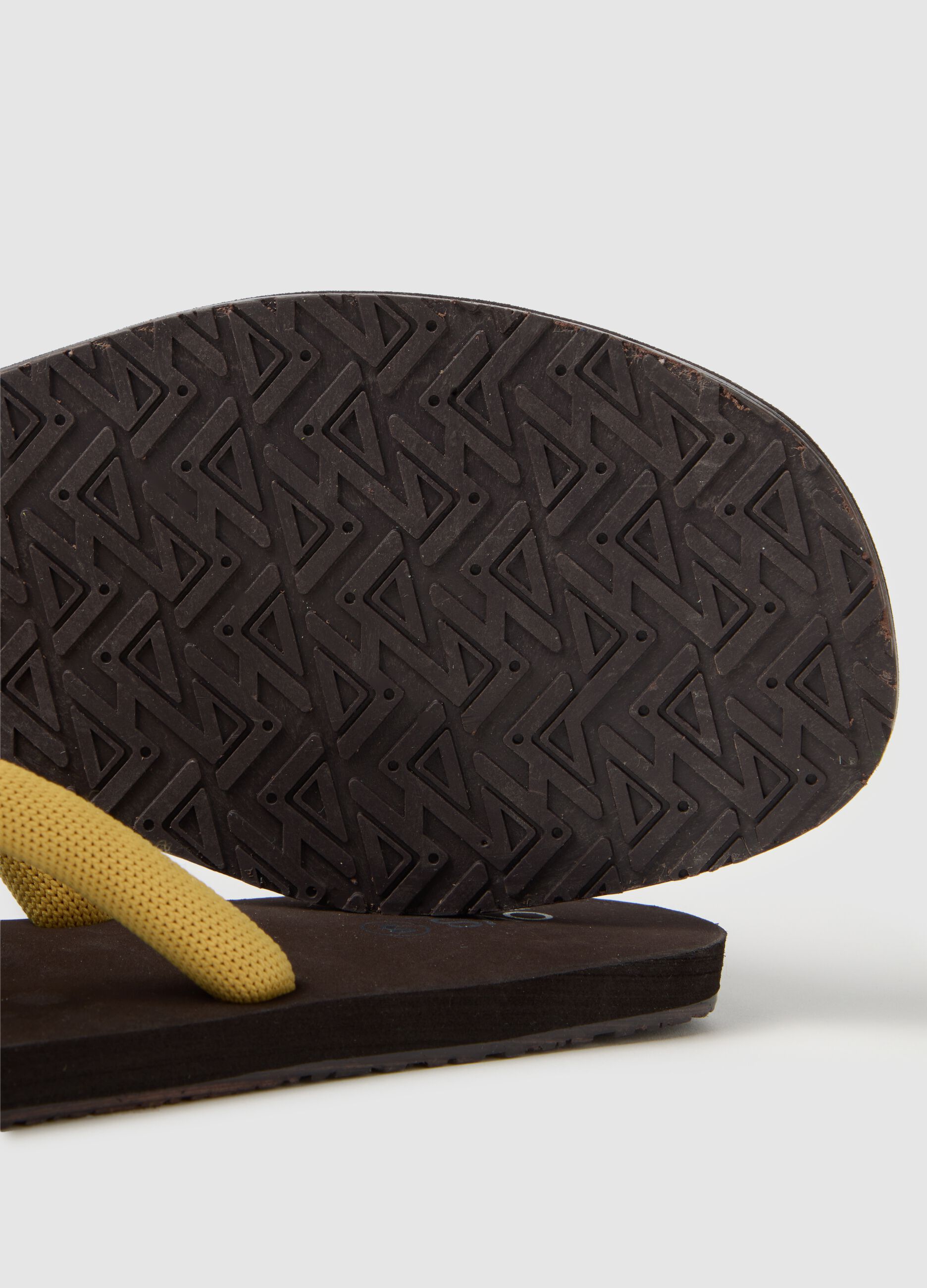 Women's multicolor flip-flops with non-slip sole