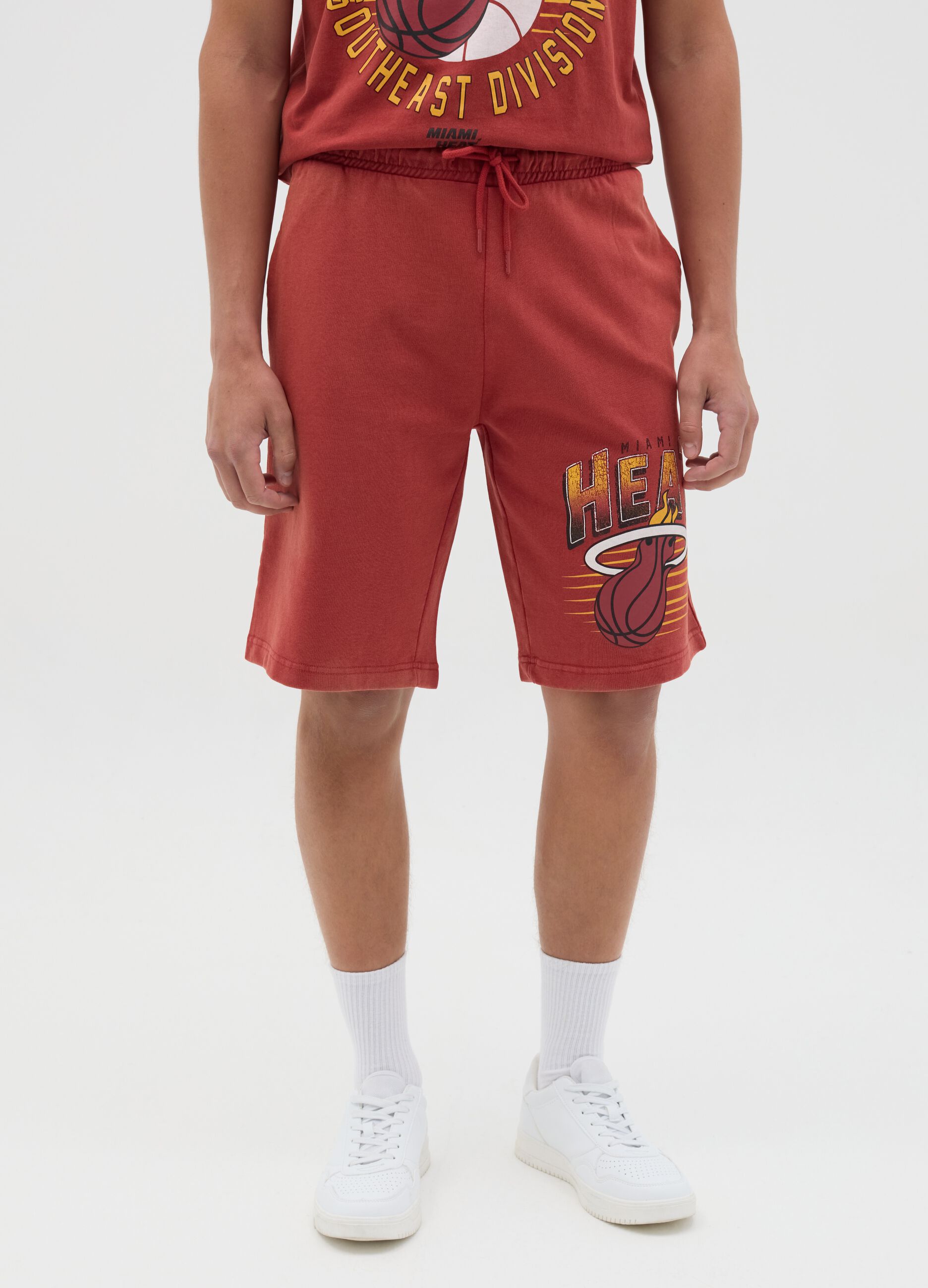 Pantaloncini da uomo in puro cotone rossi regular fit