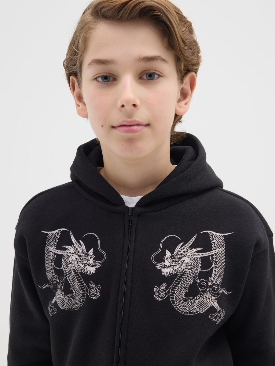 Black Hoodie with Embroidered Dragons_2