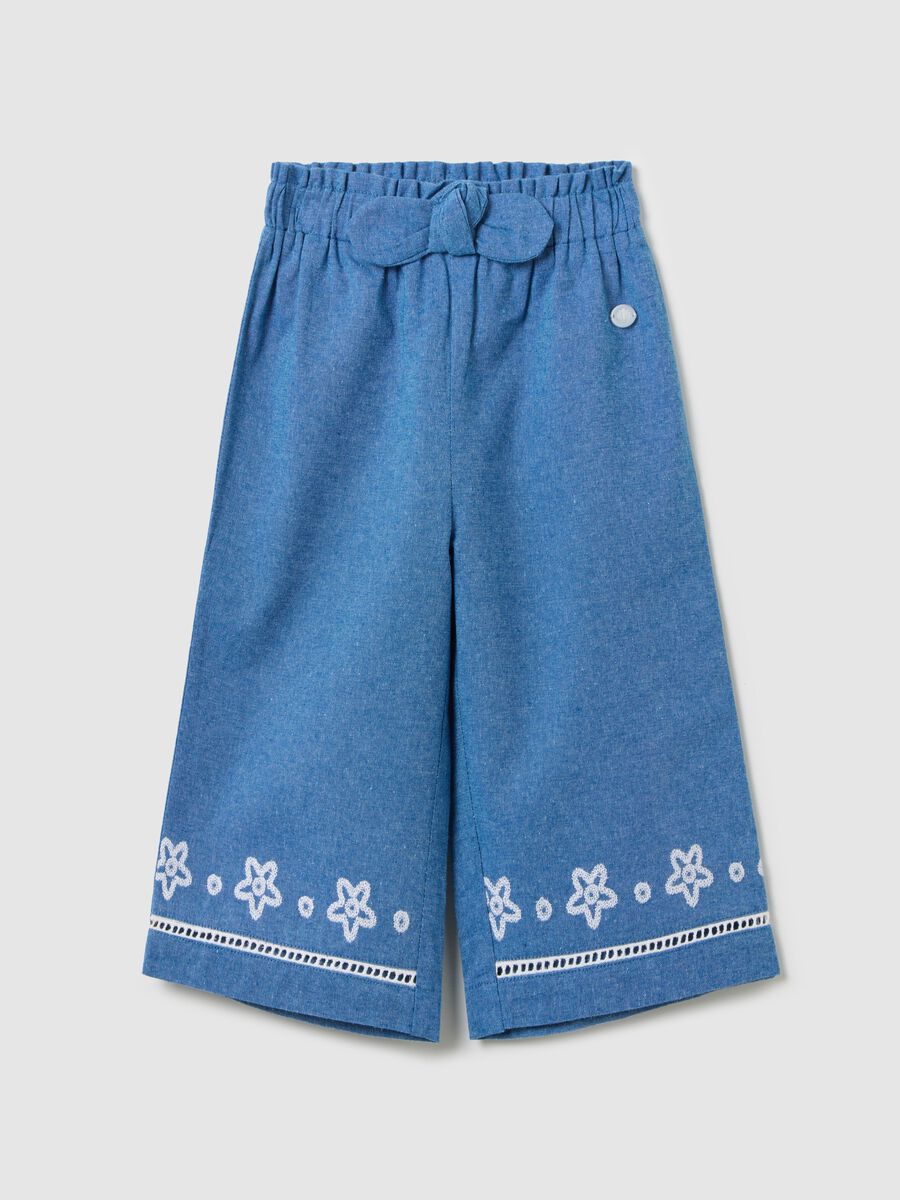 Wide-leg trousers in blue chambray with floral embroidery_0