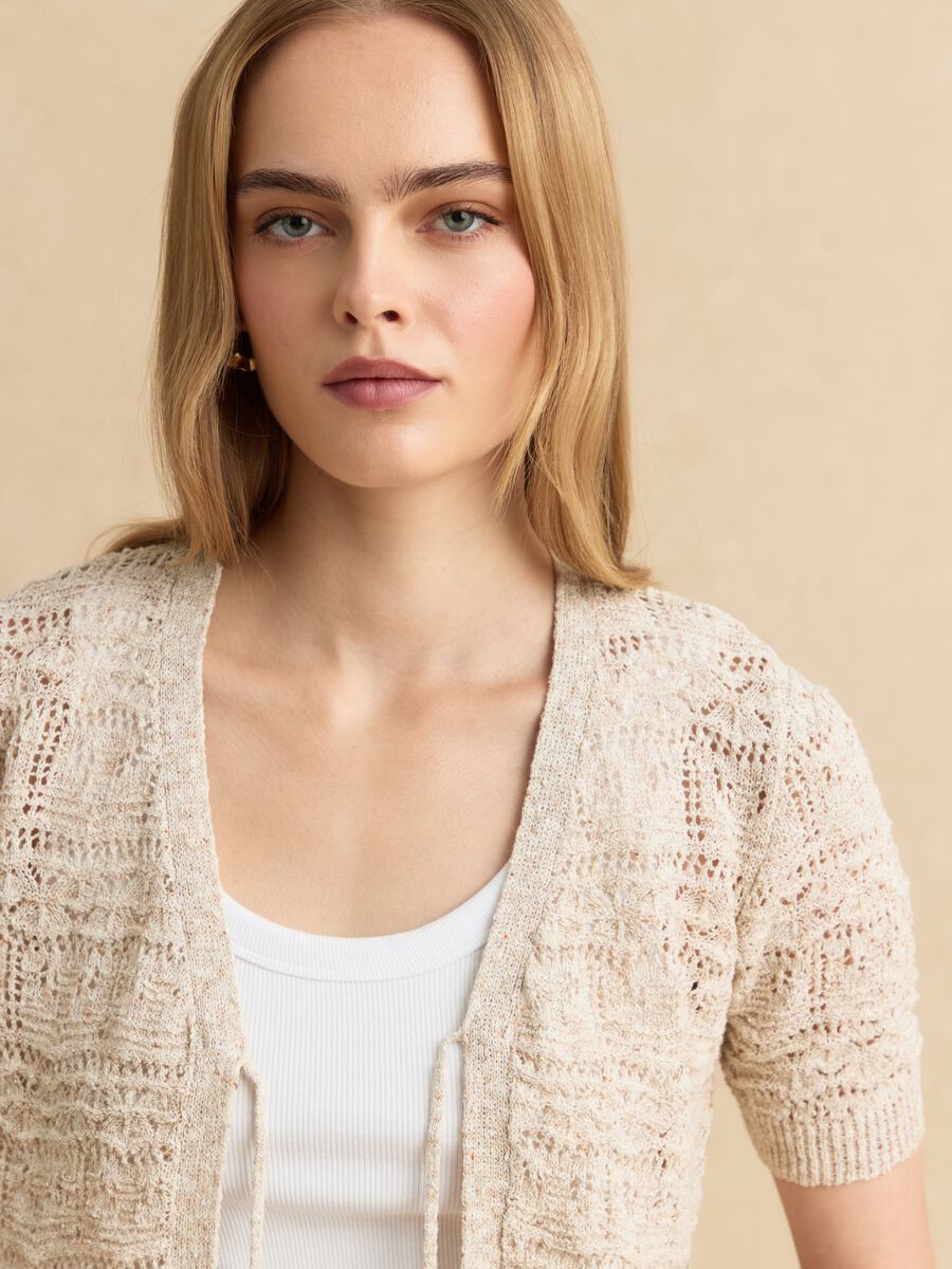 Cardigan beige in stile crochet di misto cotone e lino deep V regular fit_0