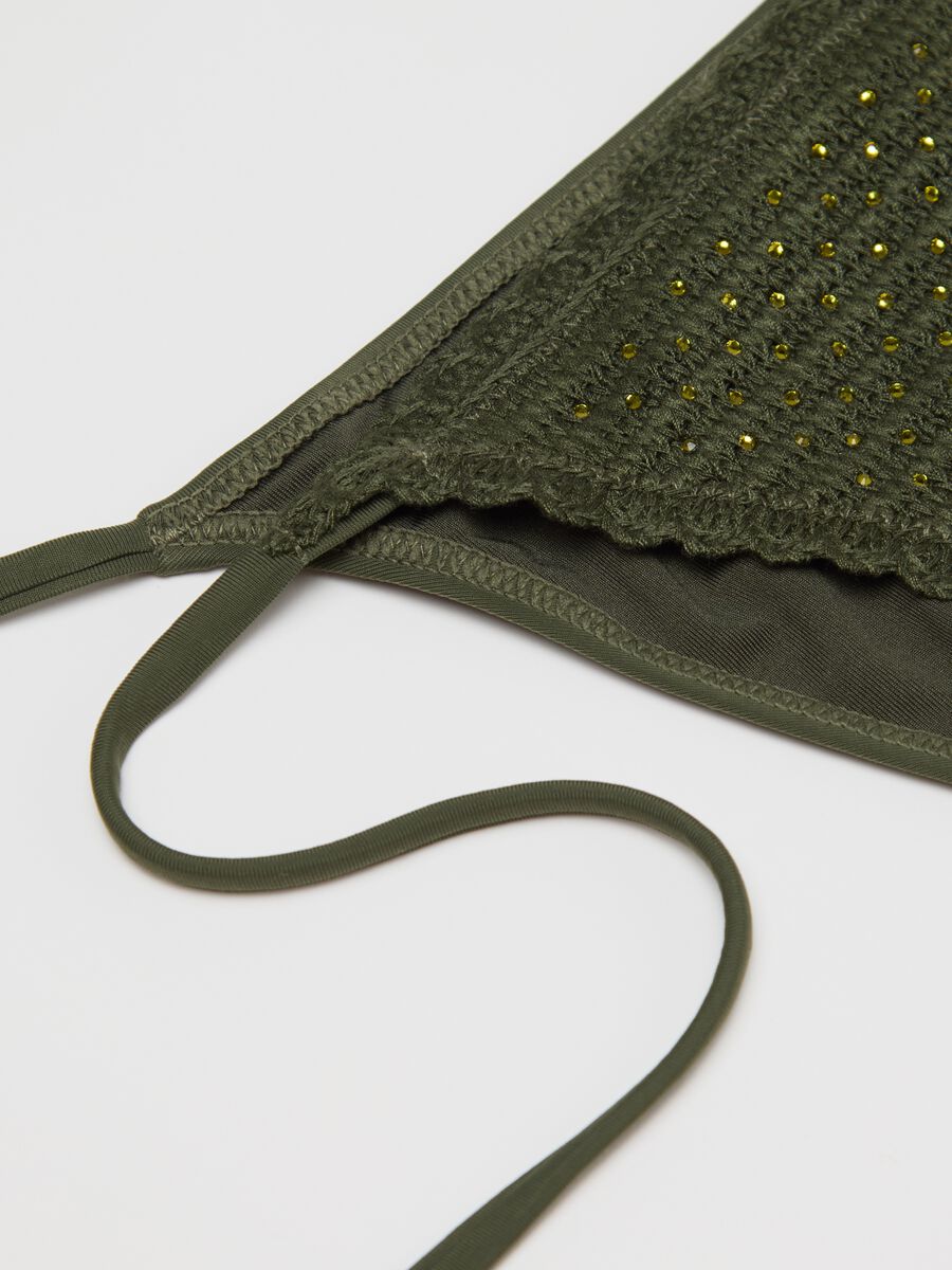 Women’s bikini briefs in green with embroidered details_5