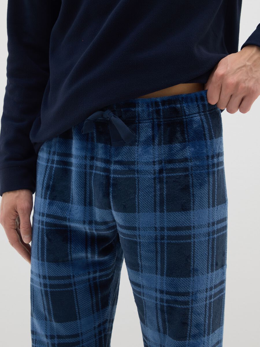 Multicolour checked regular fit pyjama trousers_3