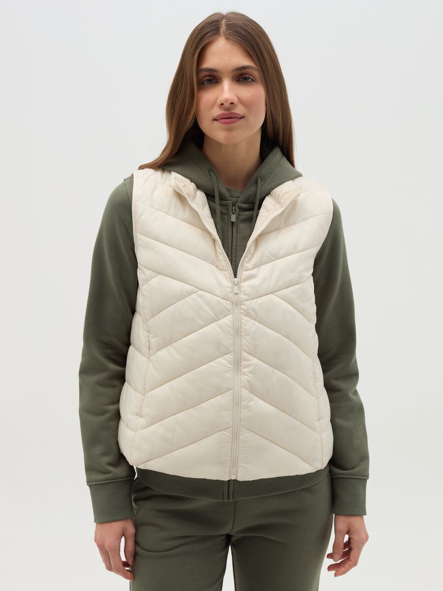 Full-zip ultralight gilet with high neck_0