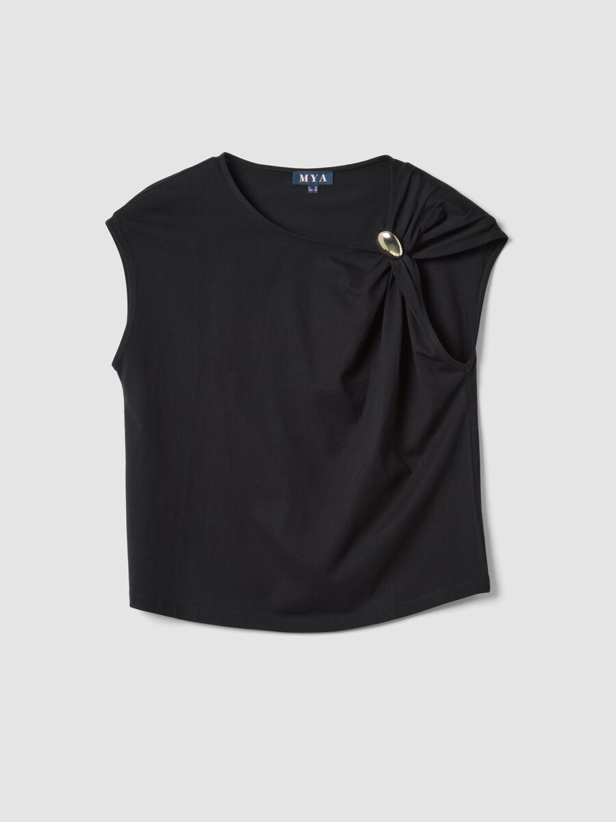 Black pure cotton T-shirt with draping and brooch_4