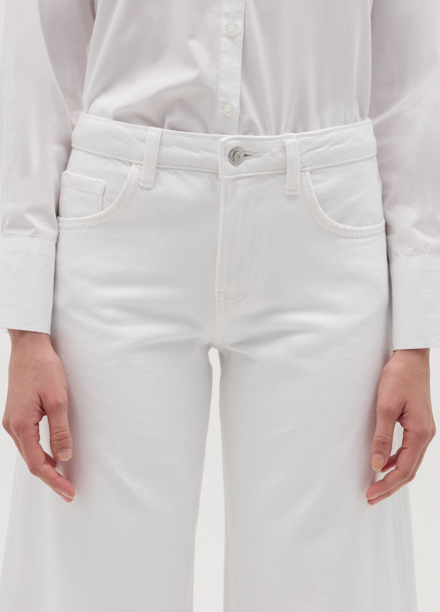 Jeans a gamba larga