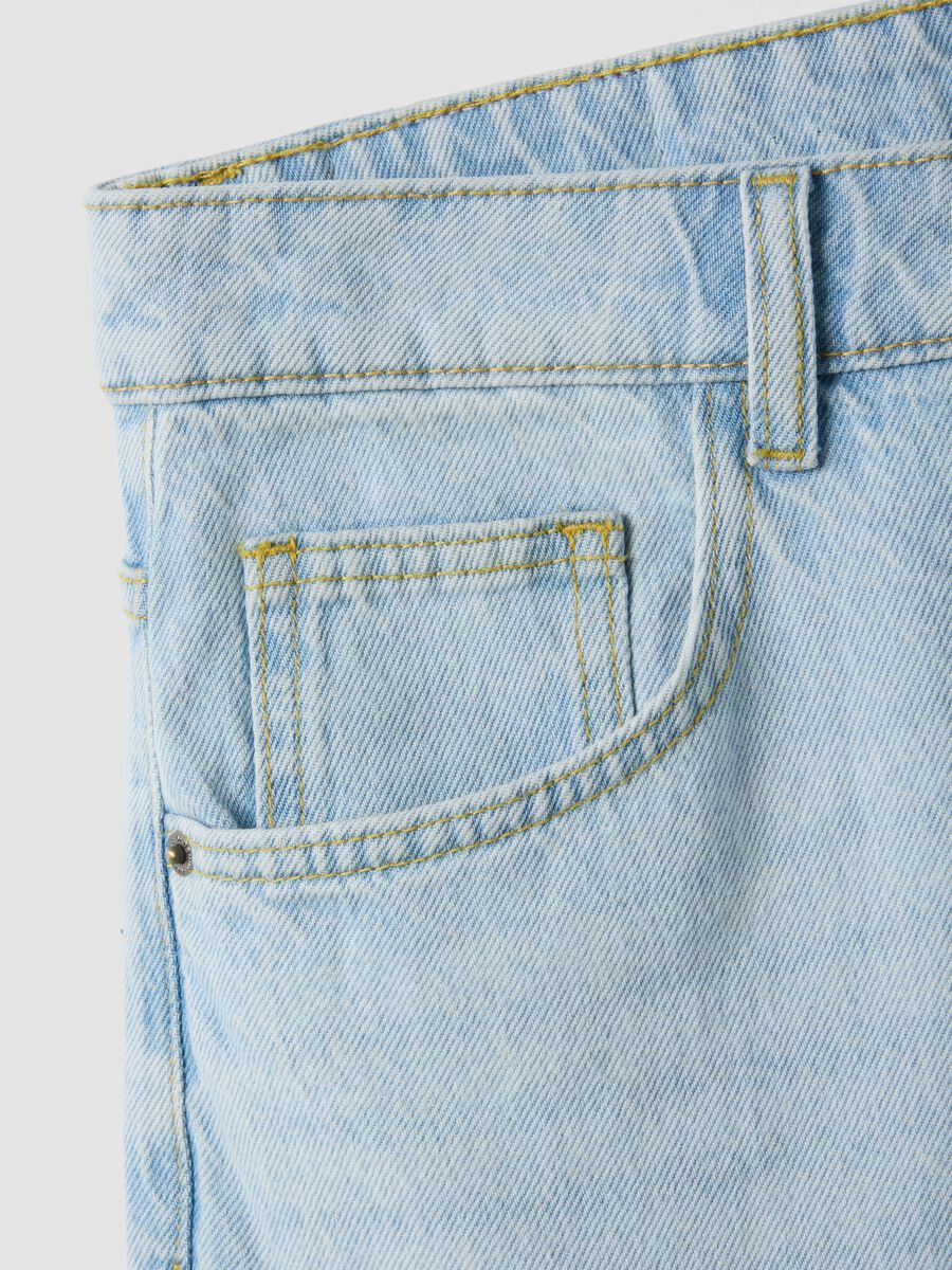Bermuda in puro cotone denim azzurro regular fit_6