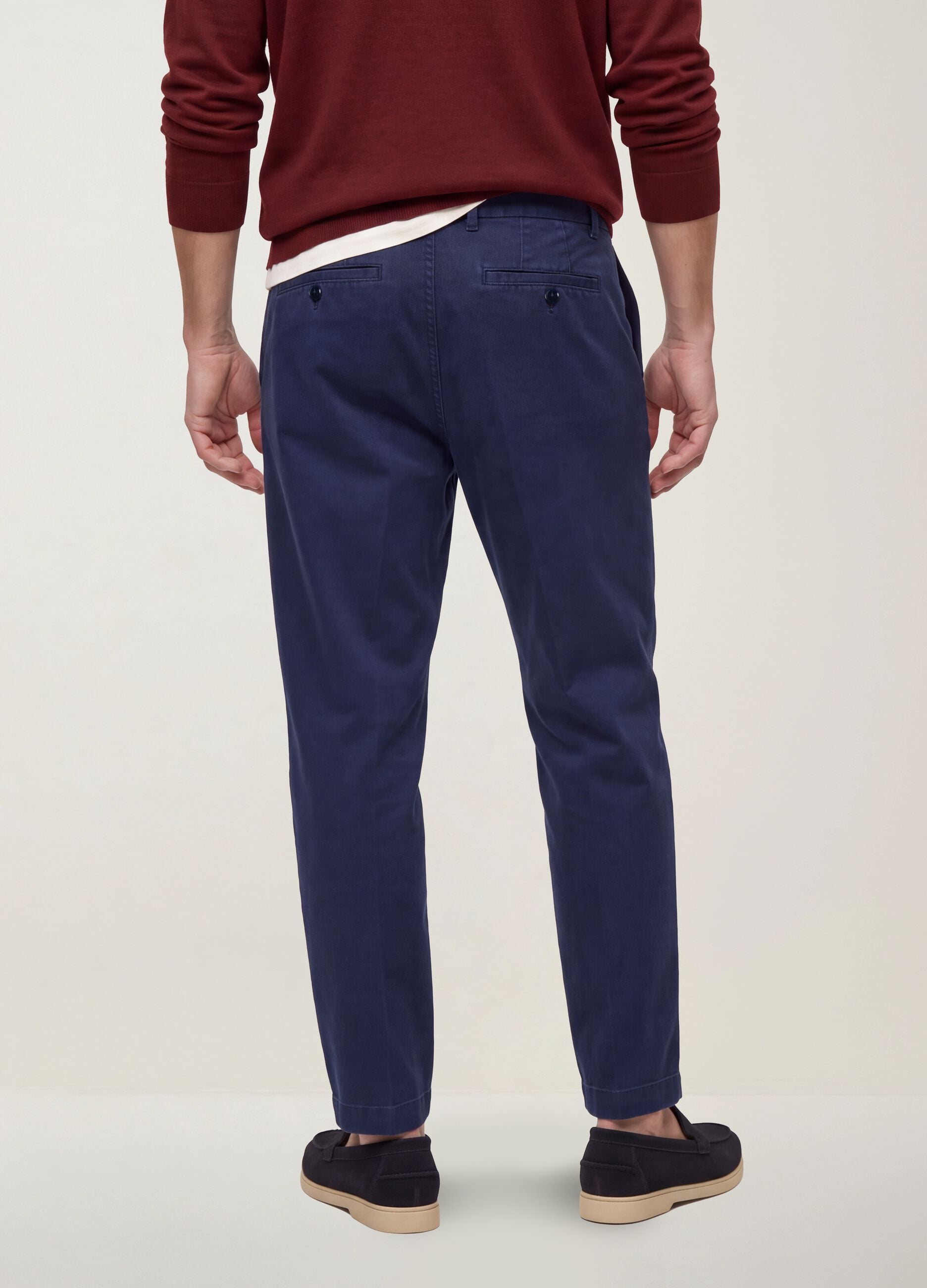 Pantaloni chino blu in puro cotone carrot fit