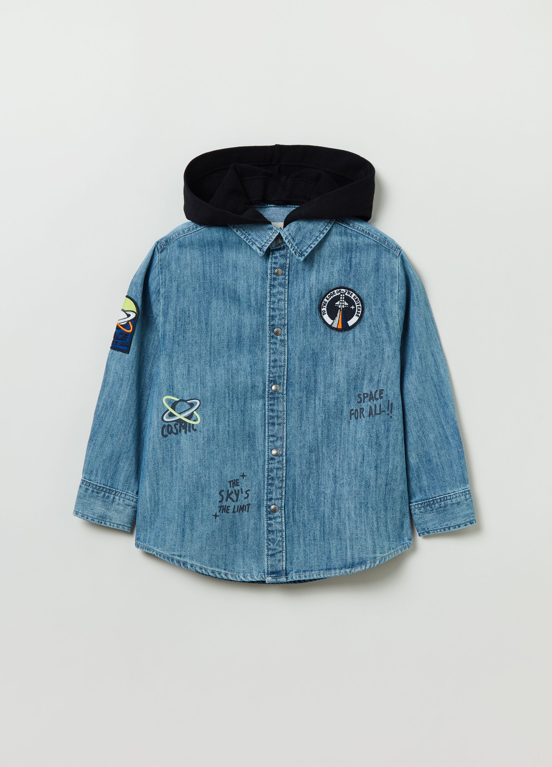 Camicia in denim con cappuccio e patch _0