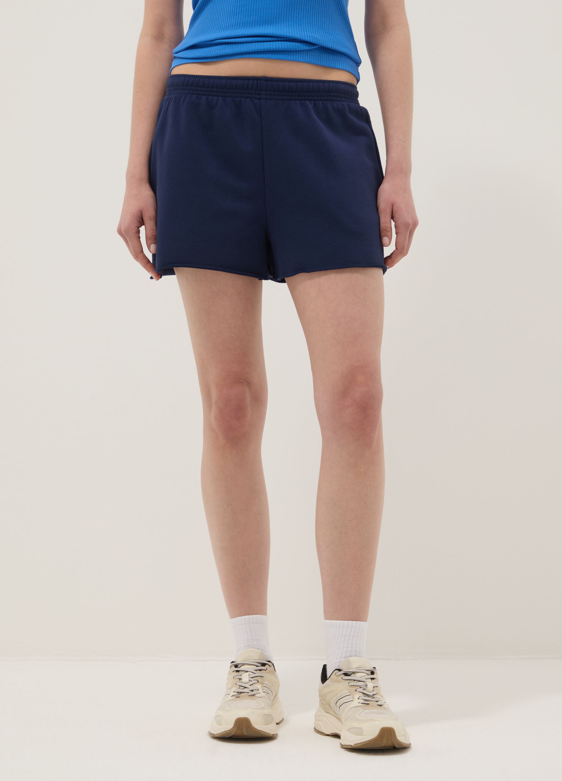 Short blu in misto cotone con vita elasticizzata