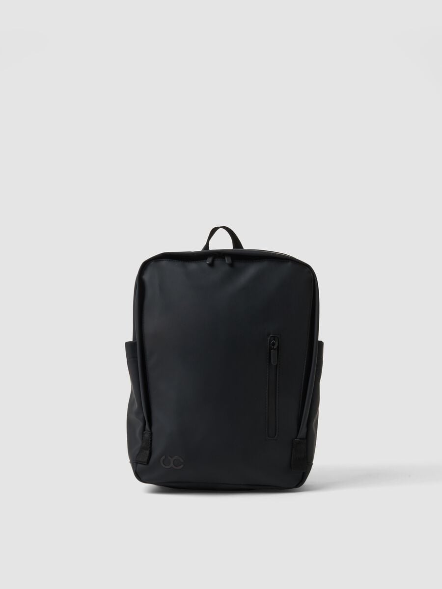 Zaino nero con tasca frontale zip_0