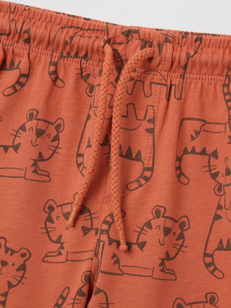 Jersey Bermuda shorts with drawstring and print_2