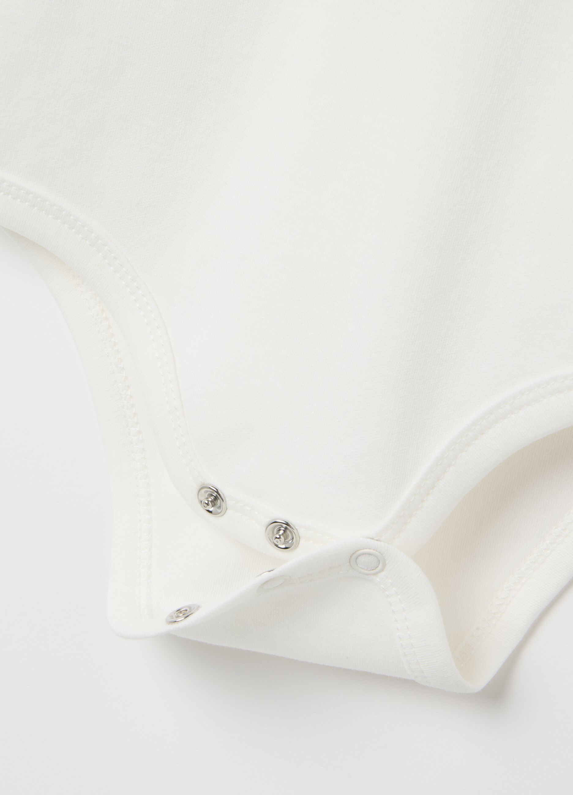 White pure cotton baby bodysuit with collar
