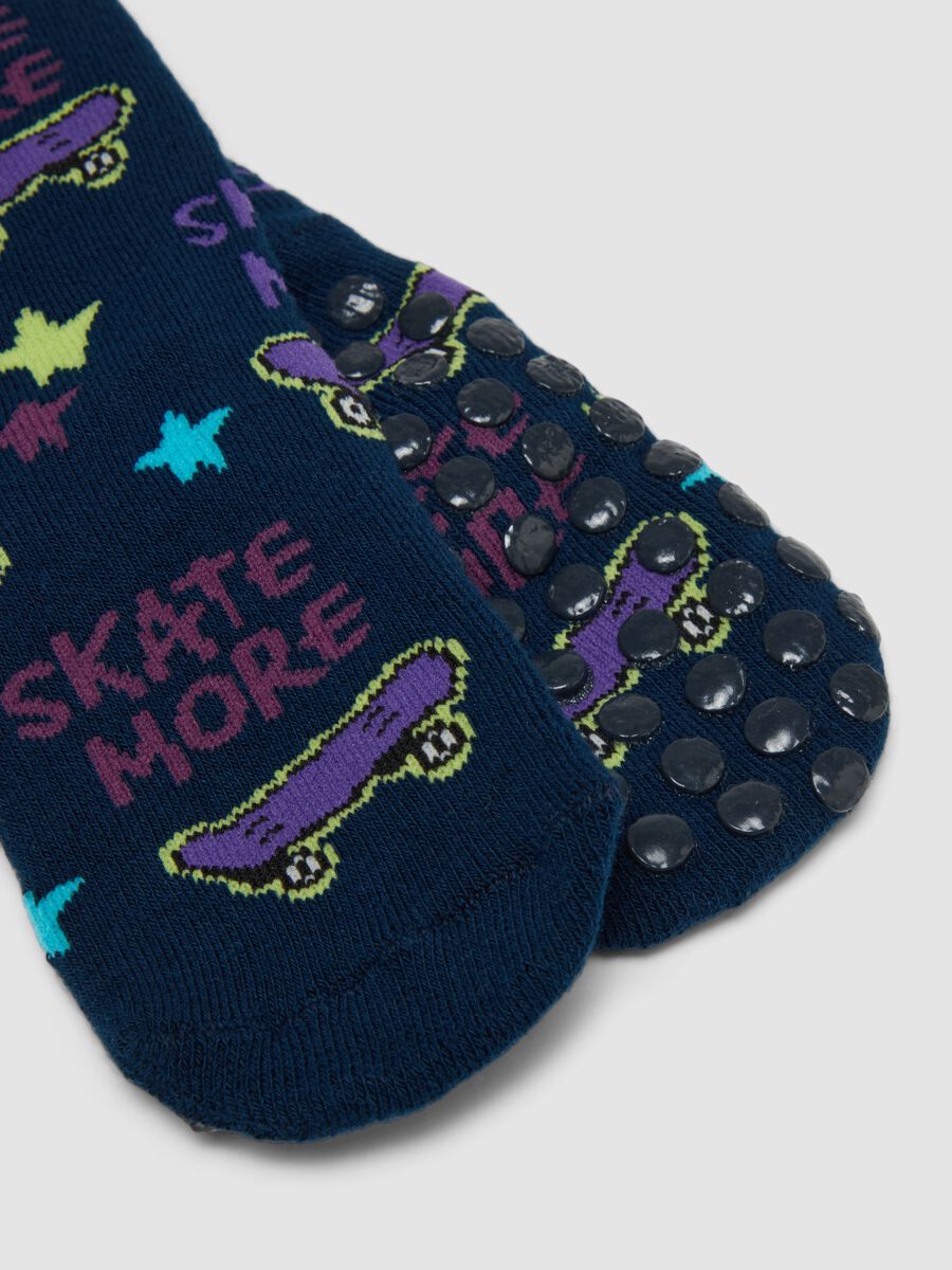 2-pack blue midi non-slip socks in stretch organic cotton with print_2