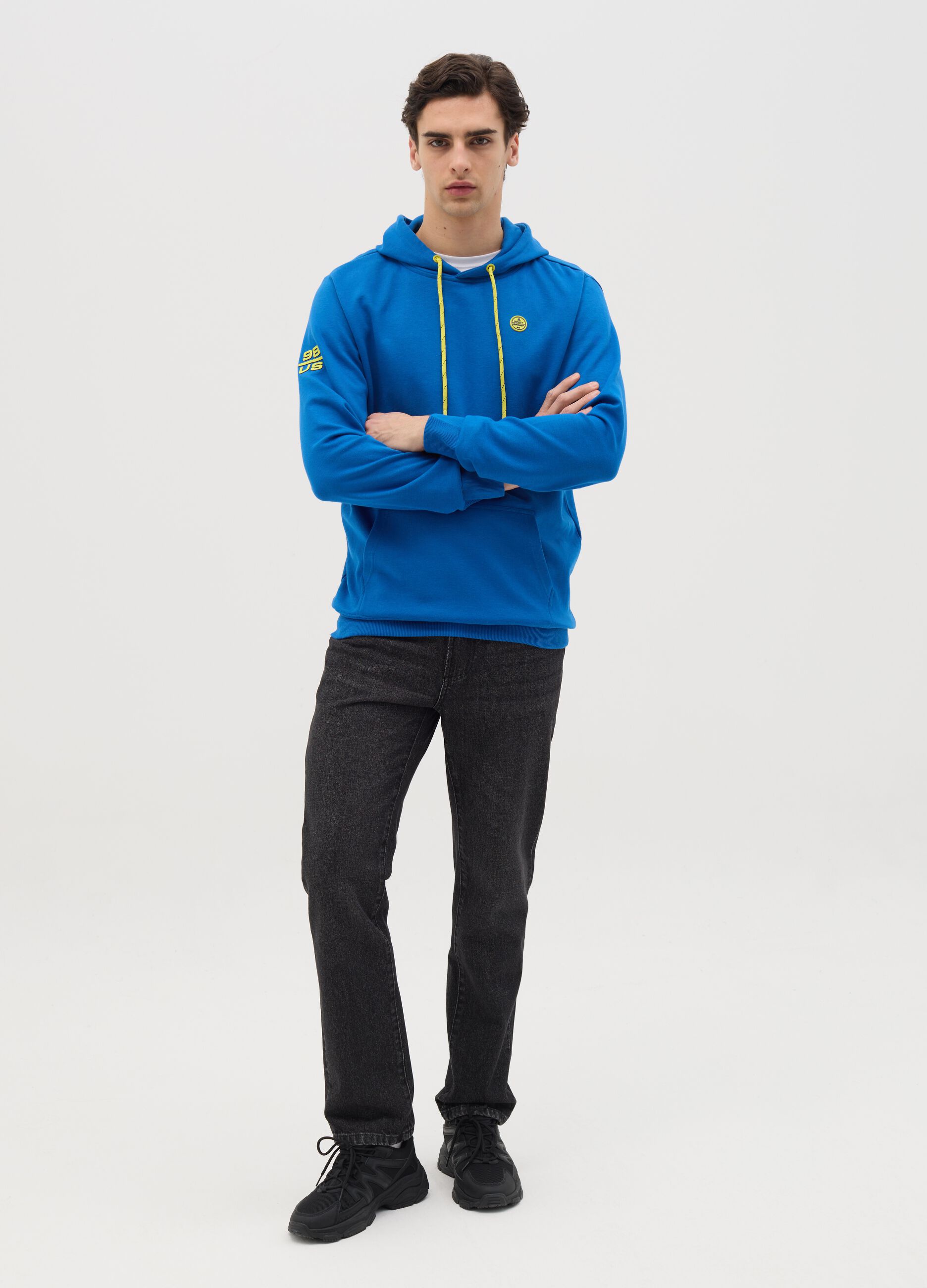 Blue sweatshirt with hood and logo