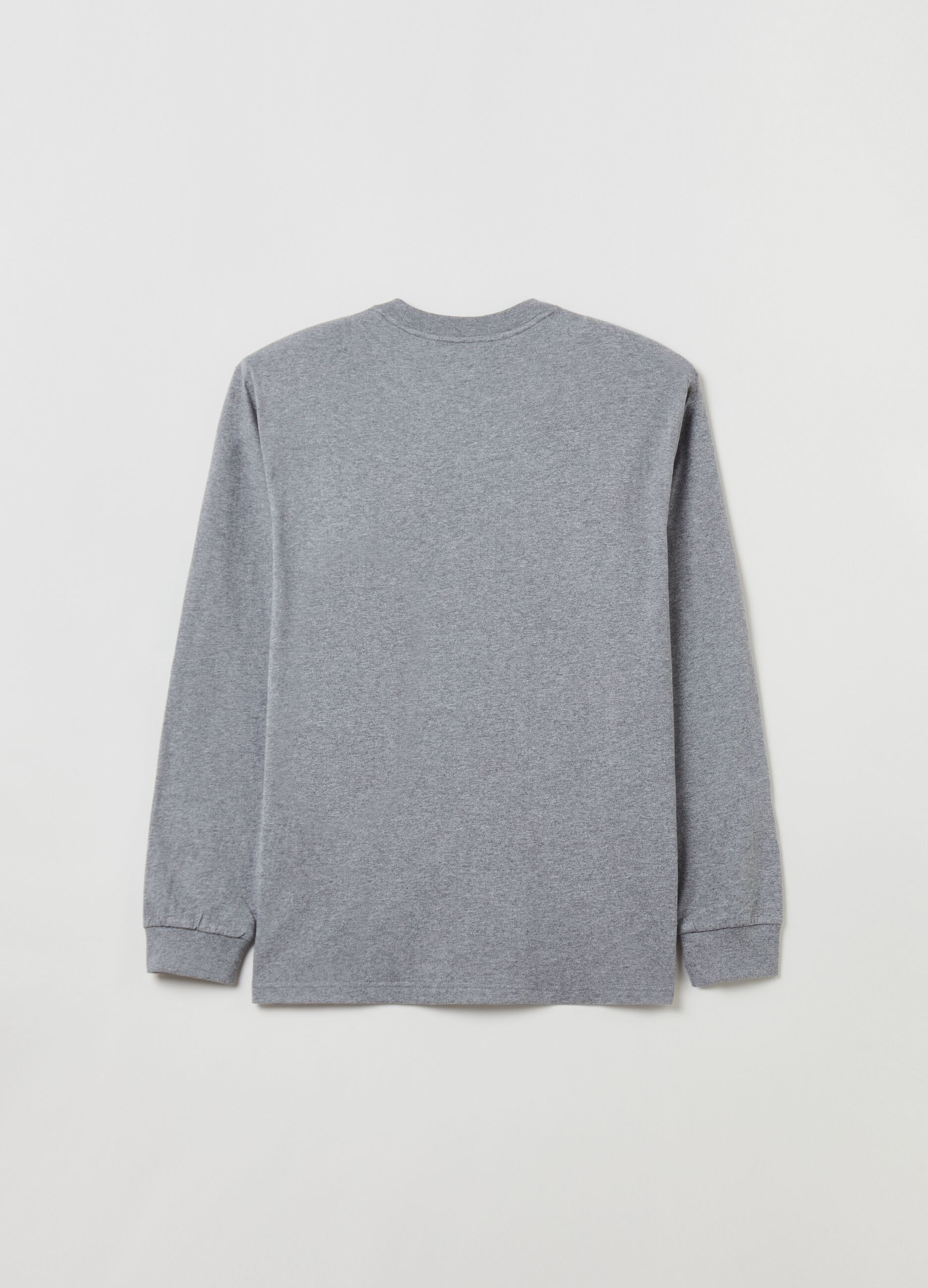 Long-sleeved T-shirt in organic cotton.