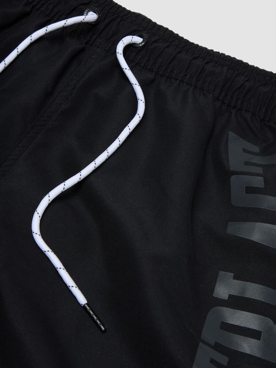 Black swim shorts with drawstring waist_1