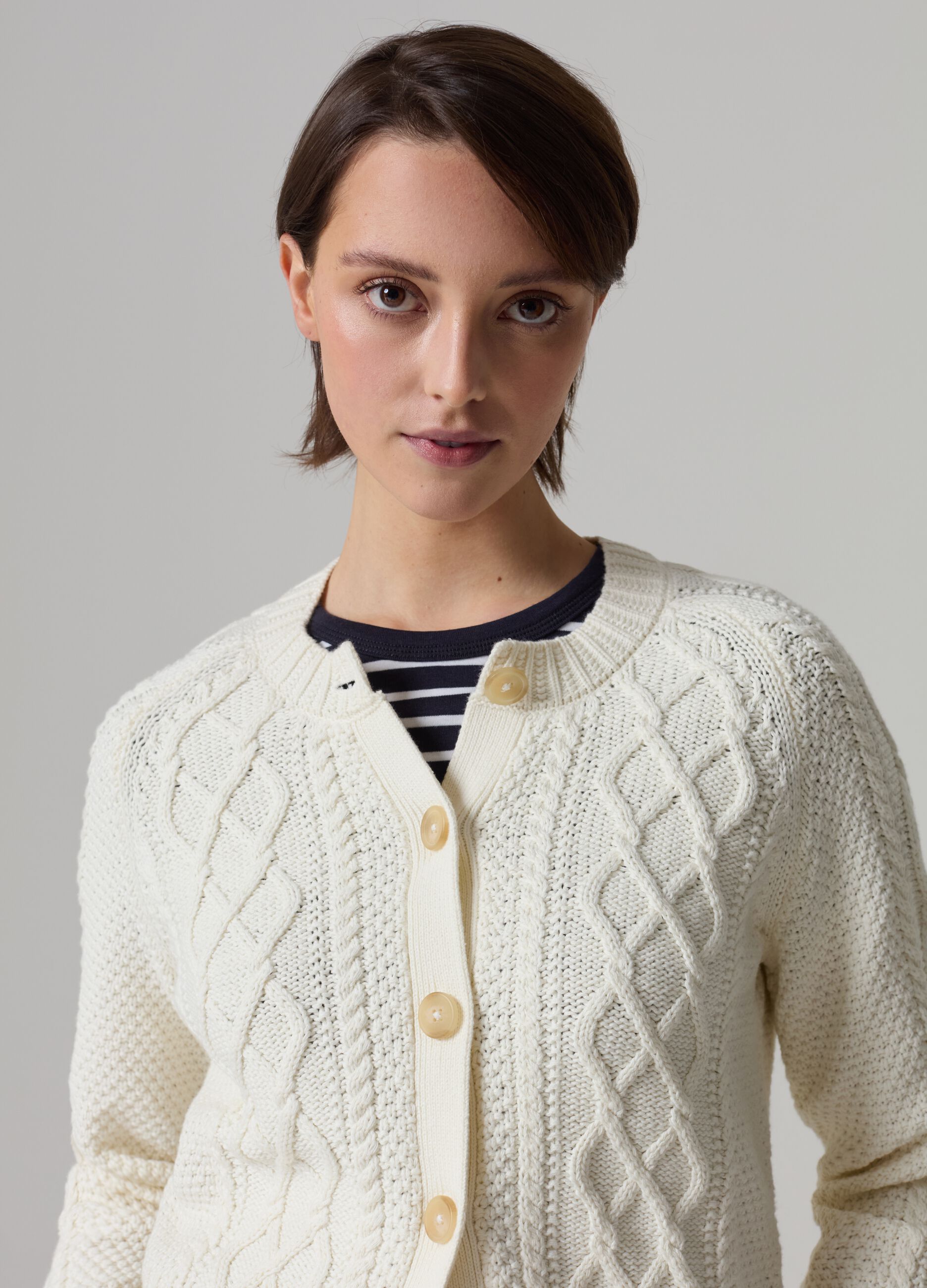 Cardigan intrecciato con motivo a rombi