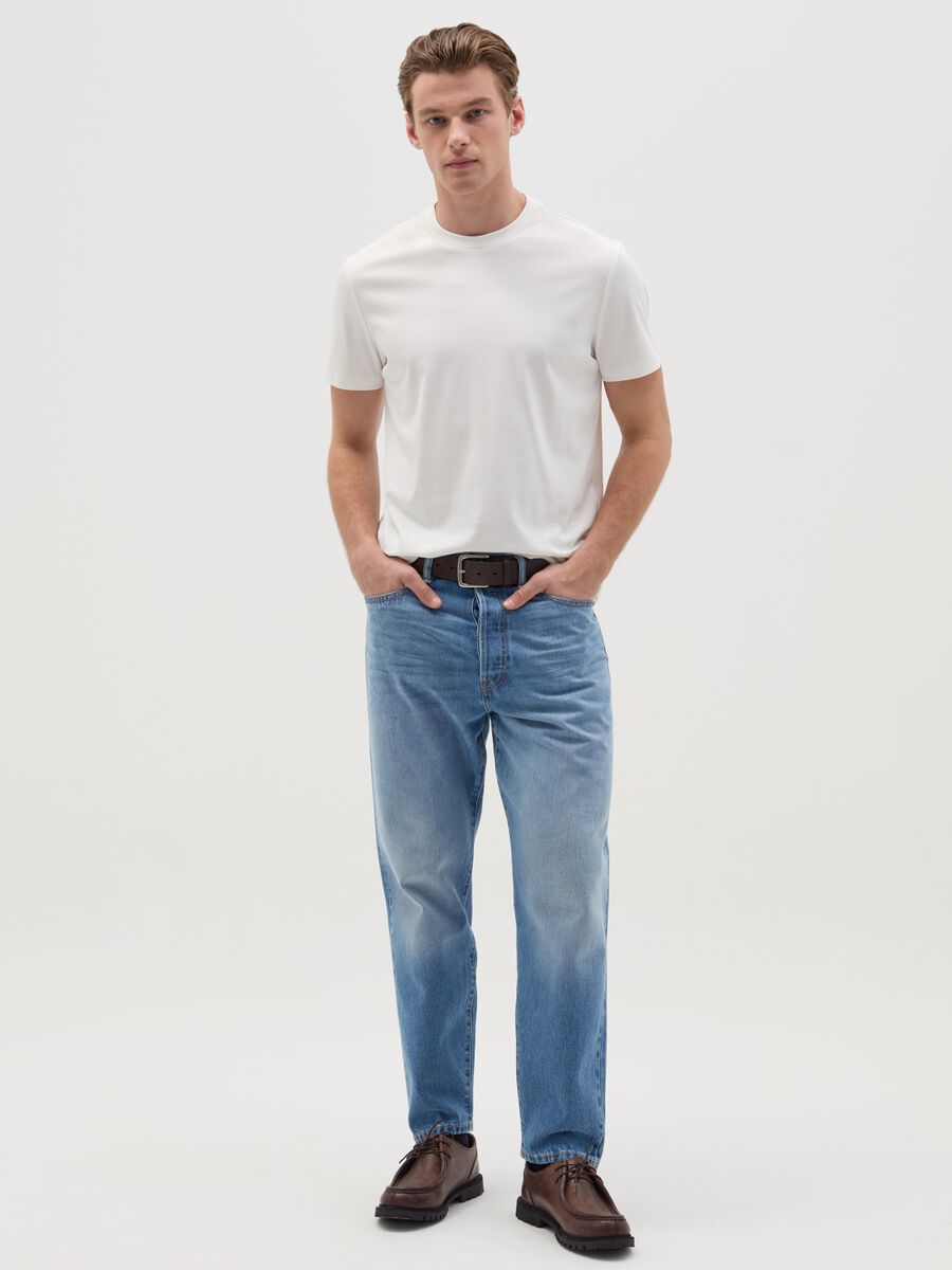 Regular-fit T-shirt with round neck_1