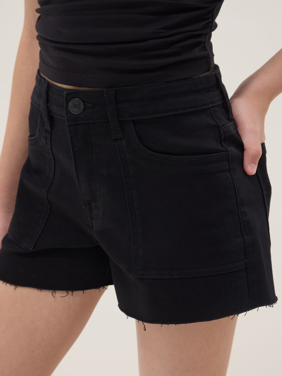 Girls&rsquo; black stretch cotton denim shorts, slim fit_2