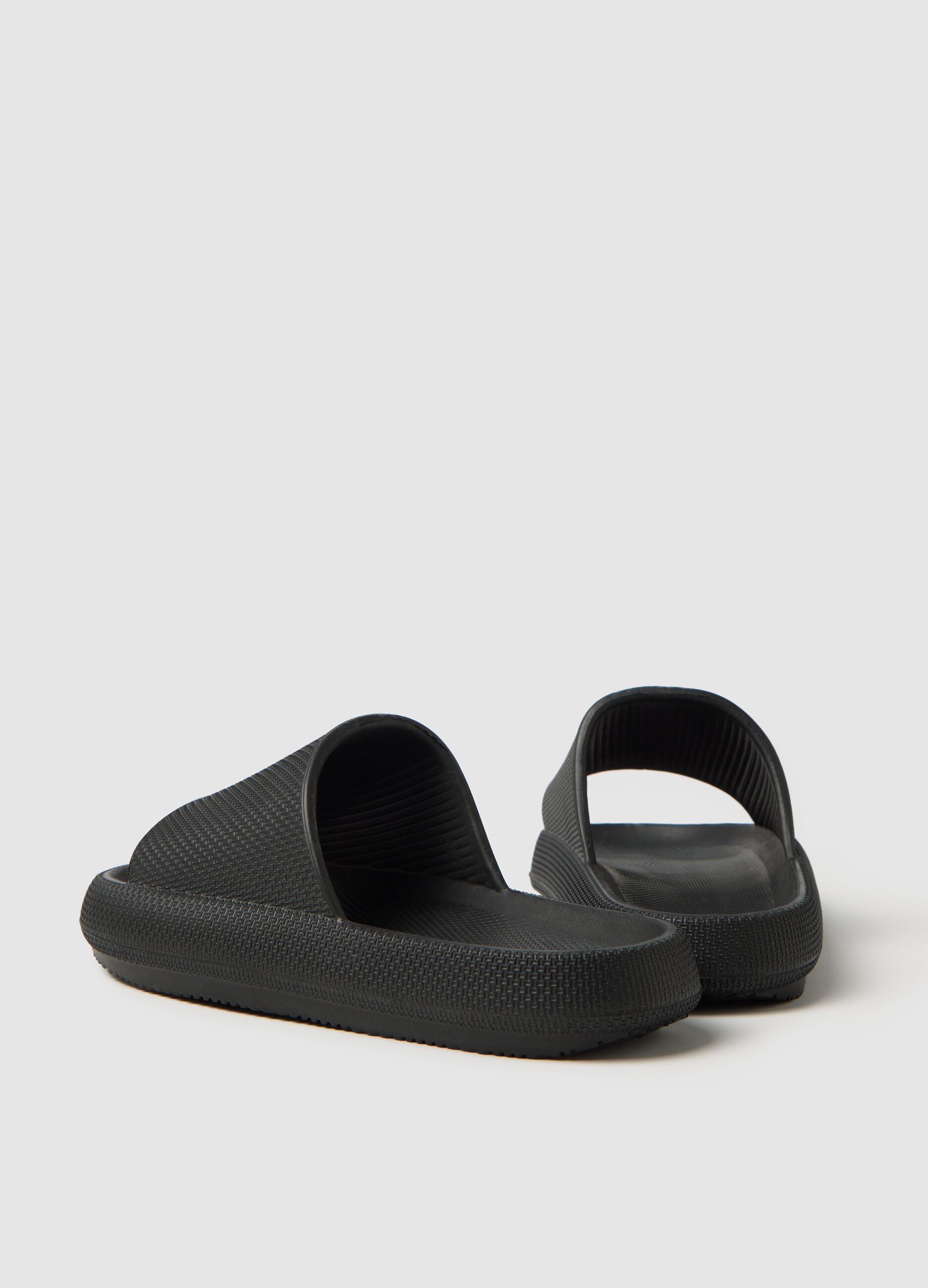 Black Maui Slippers in EVA Material