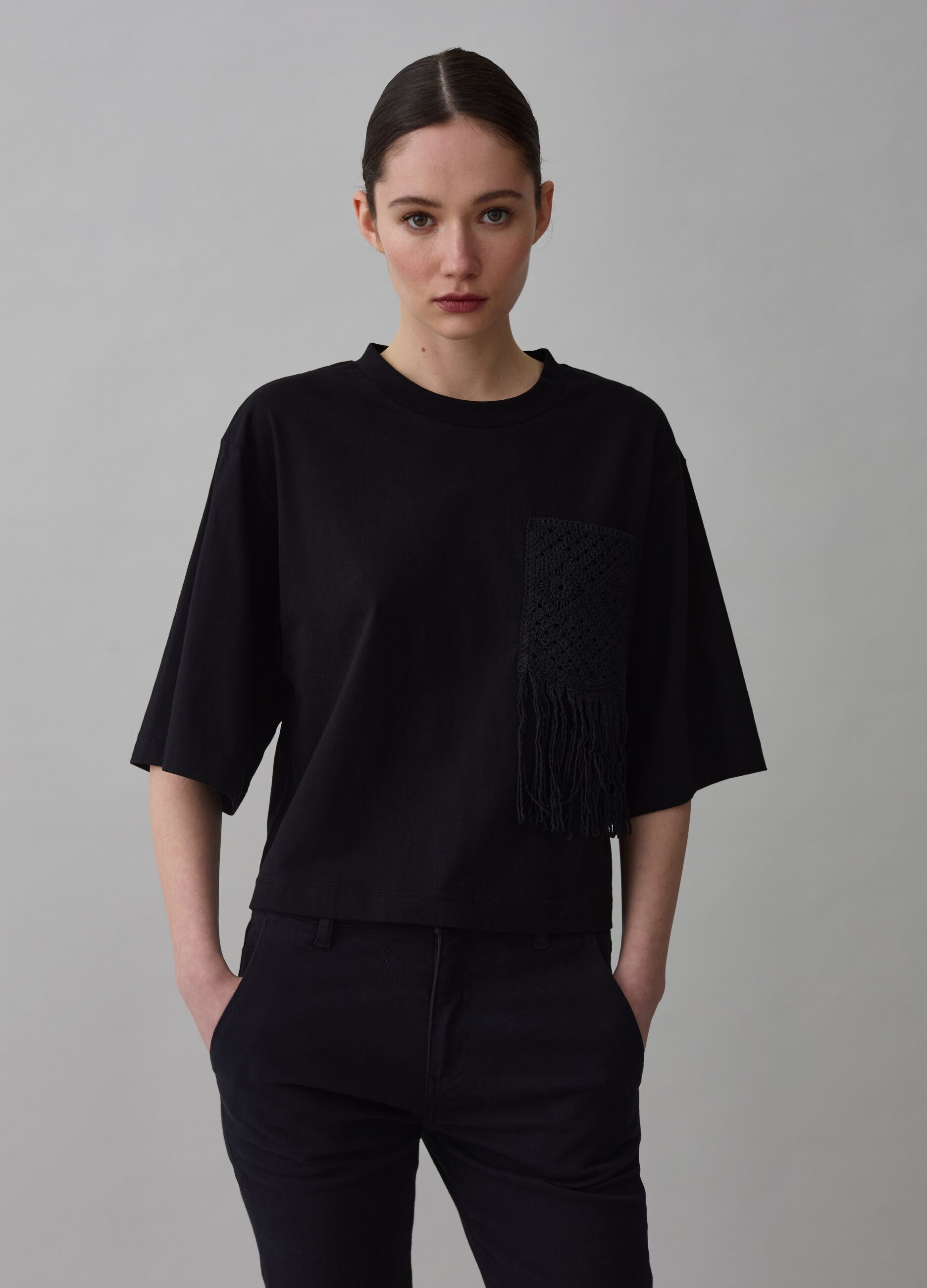 Ovs T-shirt over con tasca crochet e frange