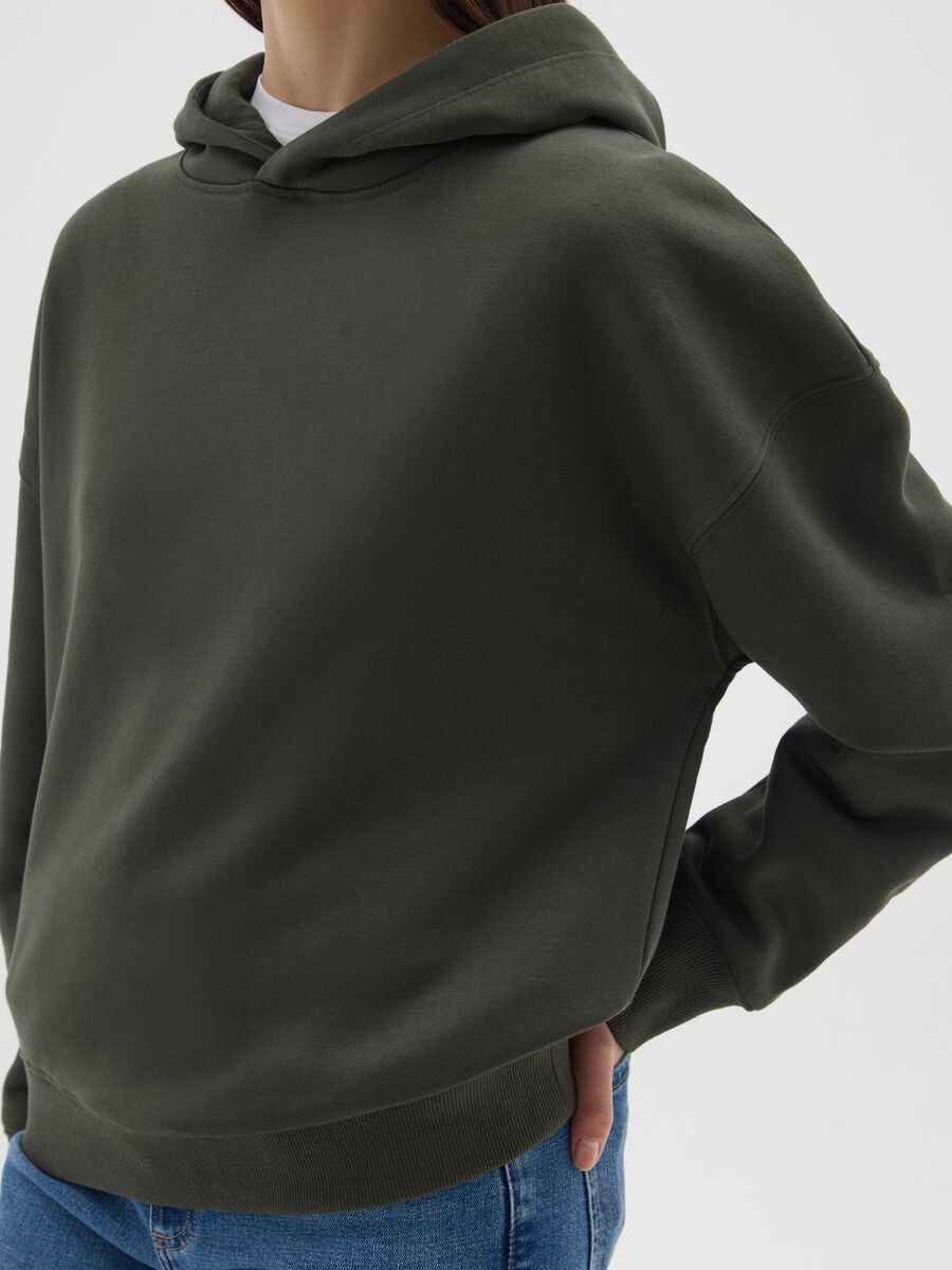Felpa verde in misto cotone regular fit con cappuccio_3