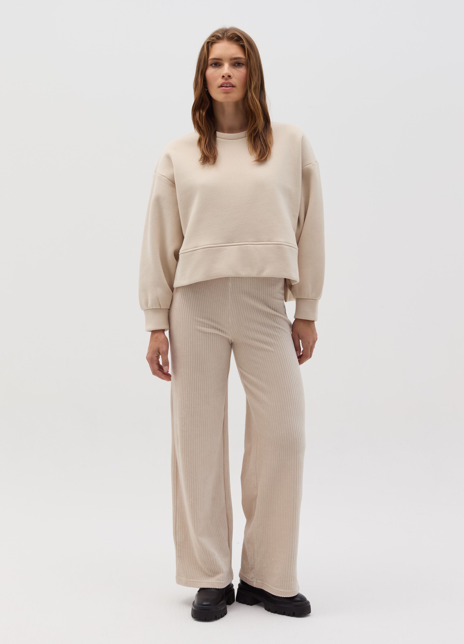 Wide-leg jogger trousers in corduroy