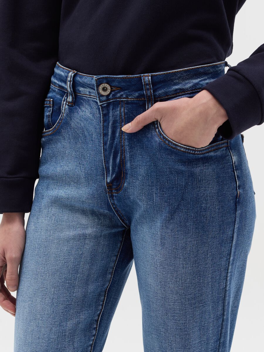 Straight-fit wide-leg jeans_2