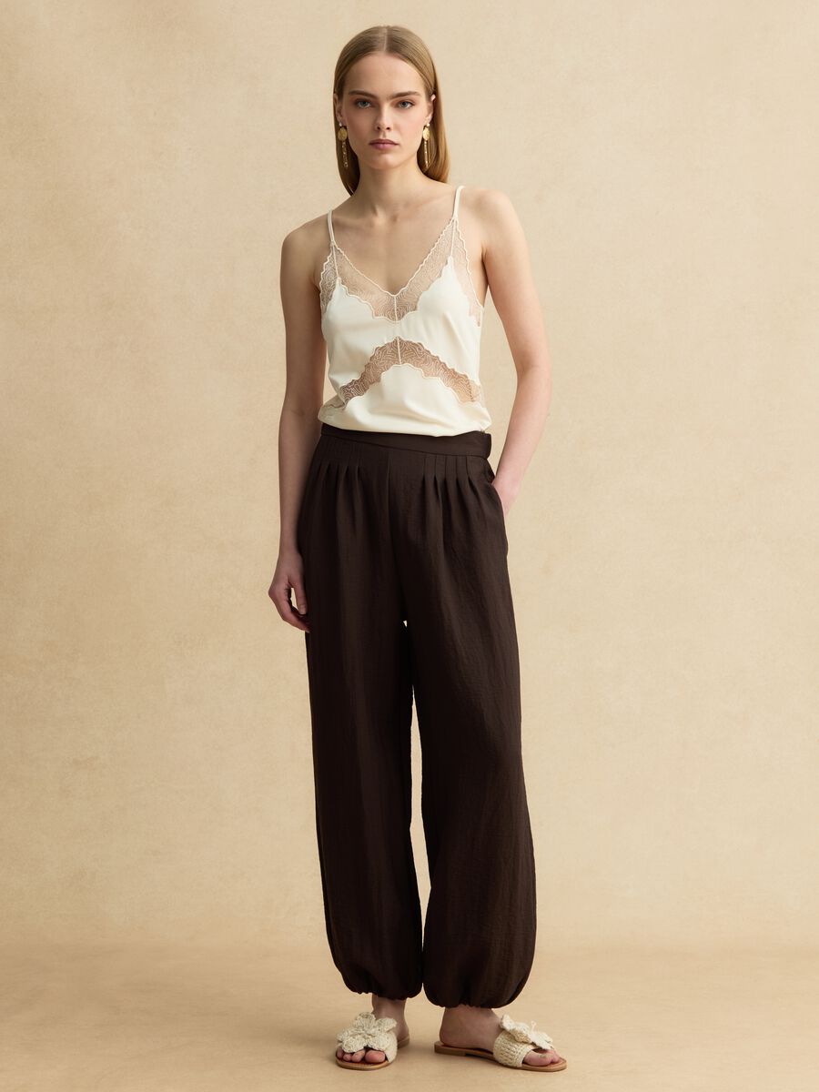 Tank top in misto viscosa beige regular fit con dettagli trasparenti_3