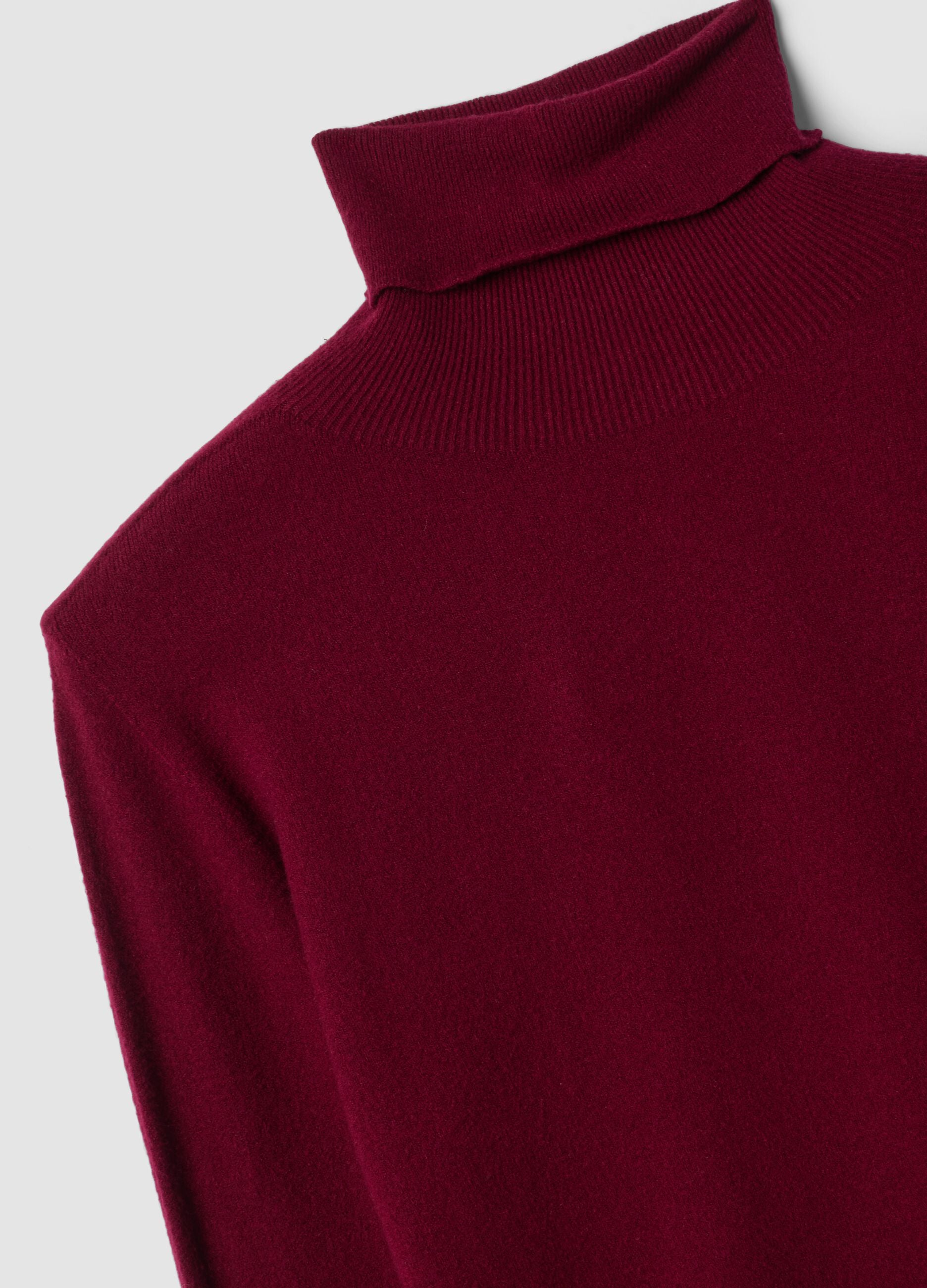 Red high-neck jumper in viscose-wool blend, regular fit